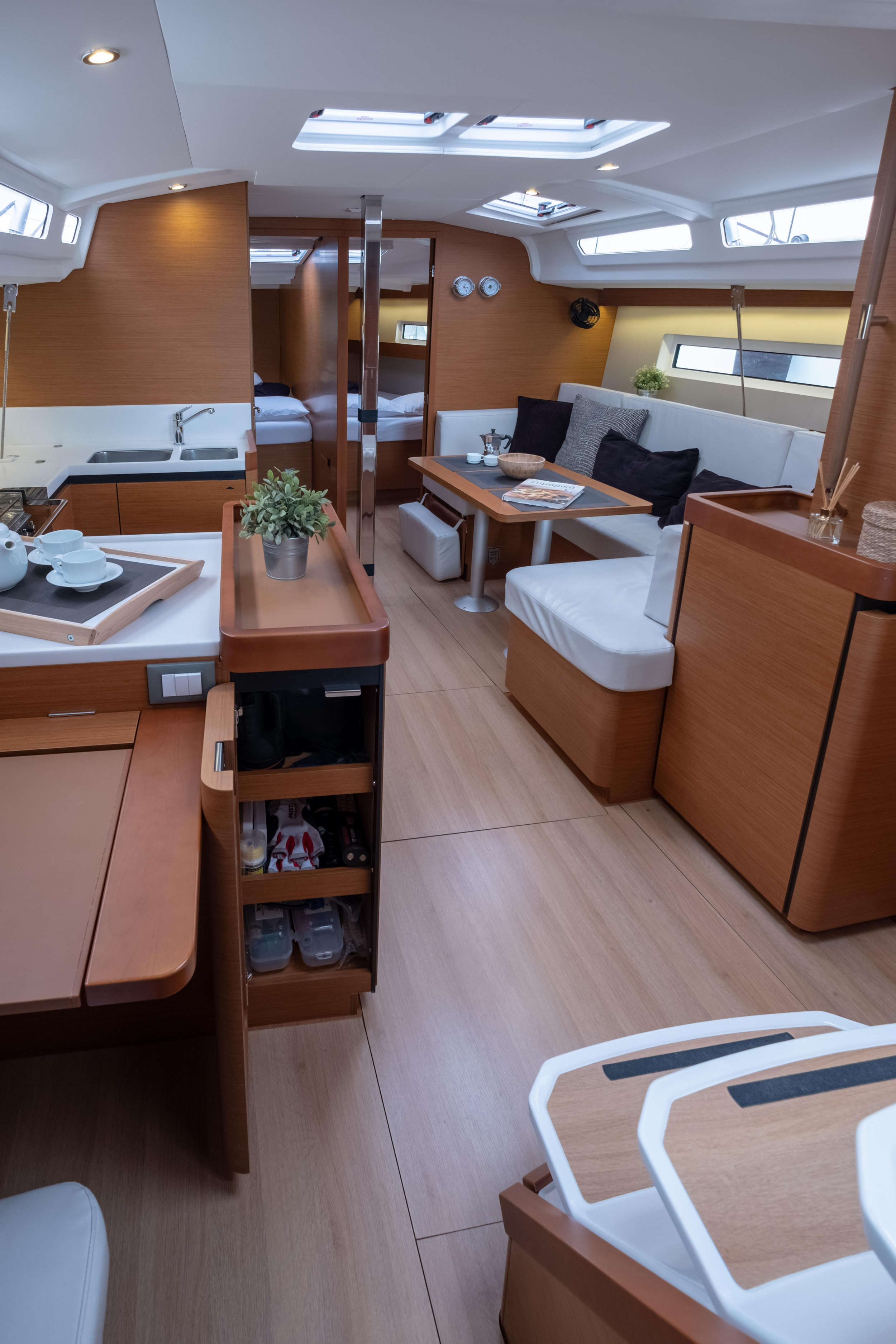 Sun Odyssey 440 — photo 55