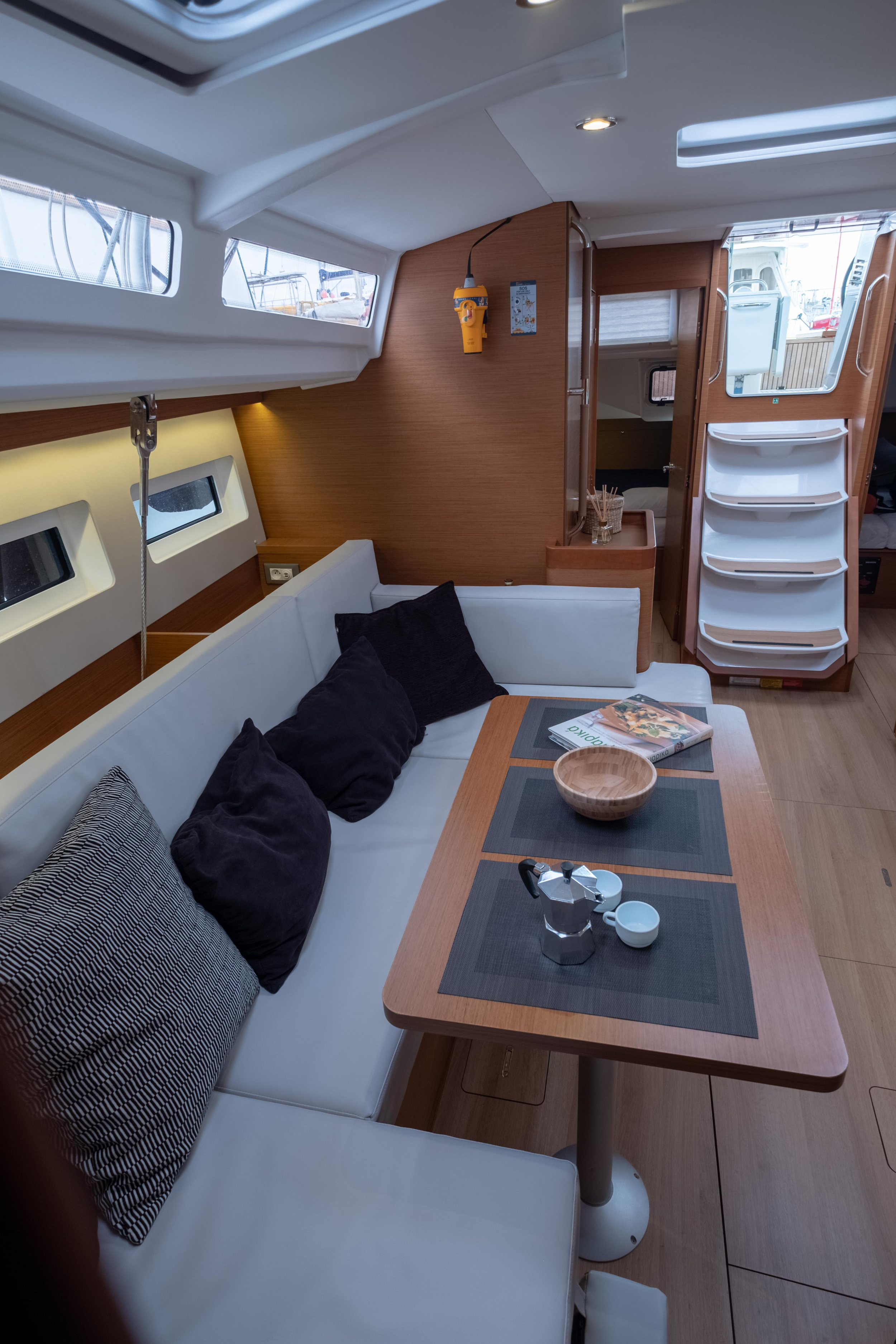 Sun Odyssey 440 — photo 59