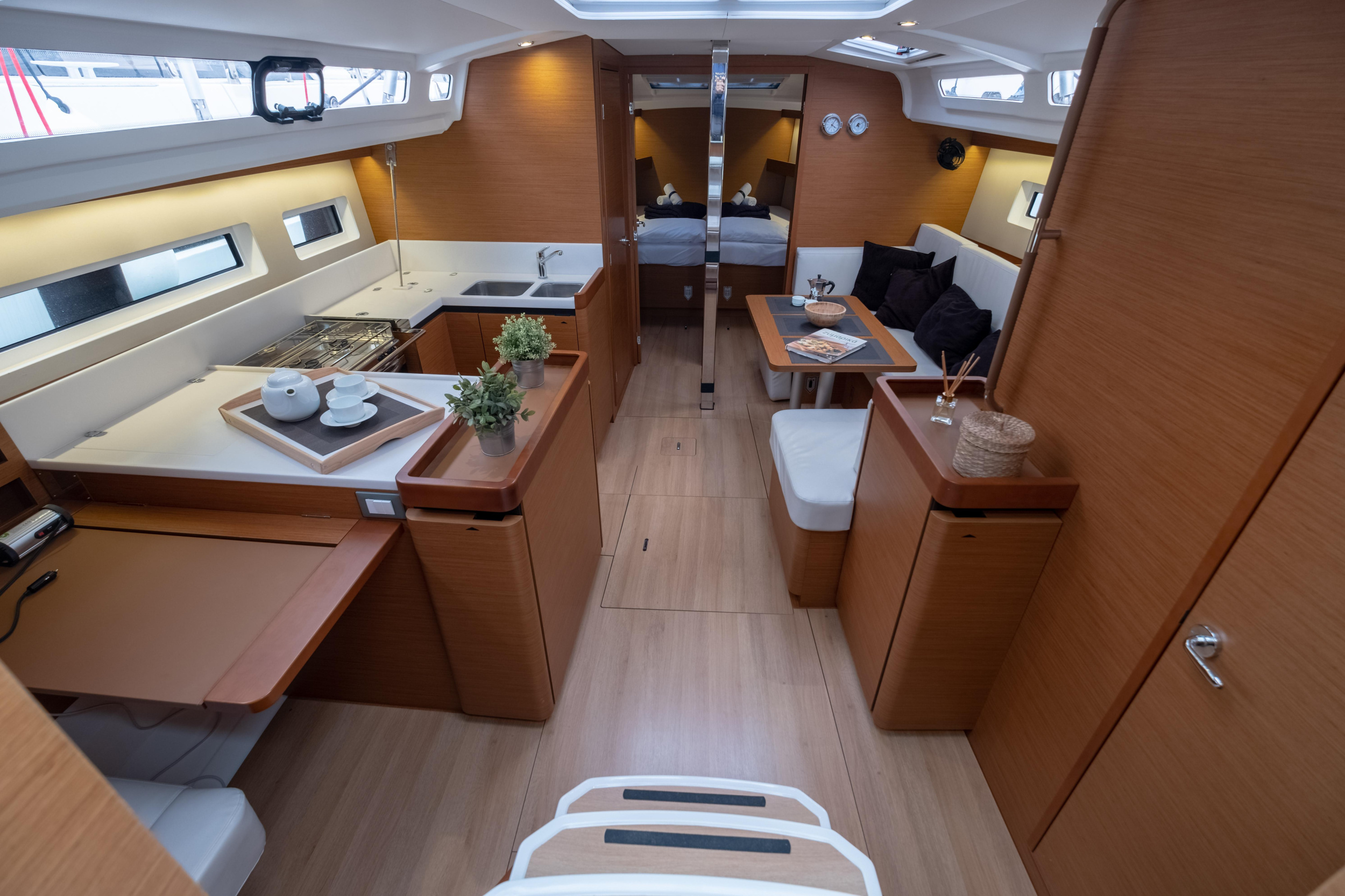 Sun Odyssey 440 — photo 42