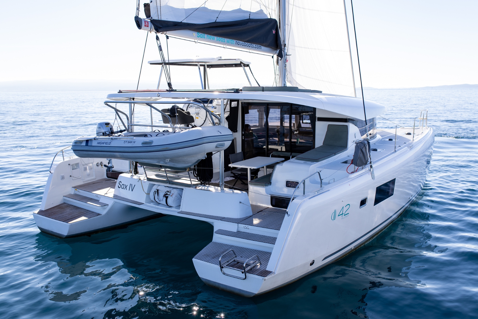 Lagoon 42 Millenium — photo 19
