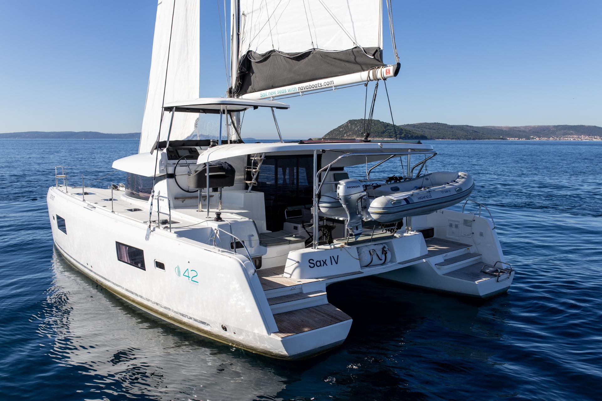 Lagoon 42 Millenium — photo 28