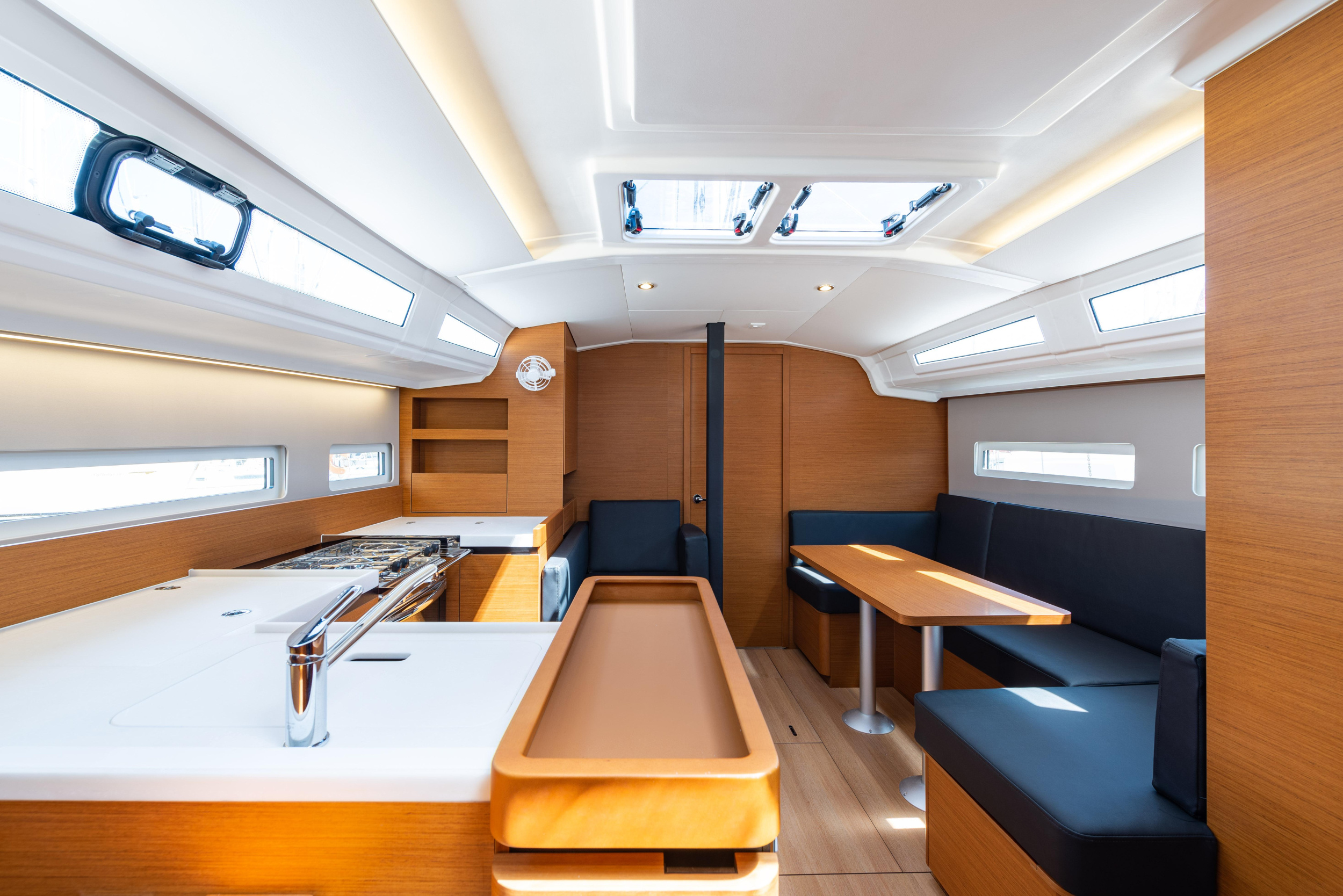 Sun Odyssey 410 — photo 25