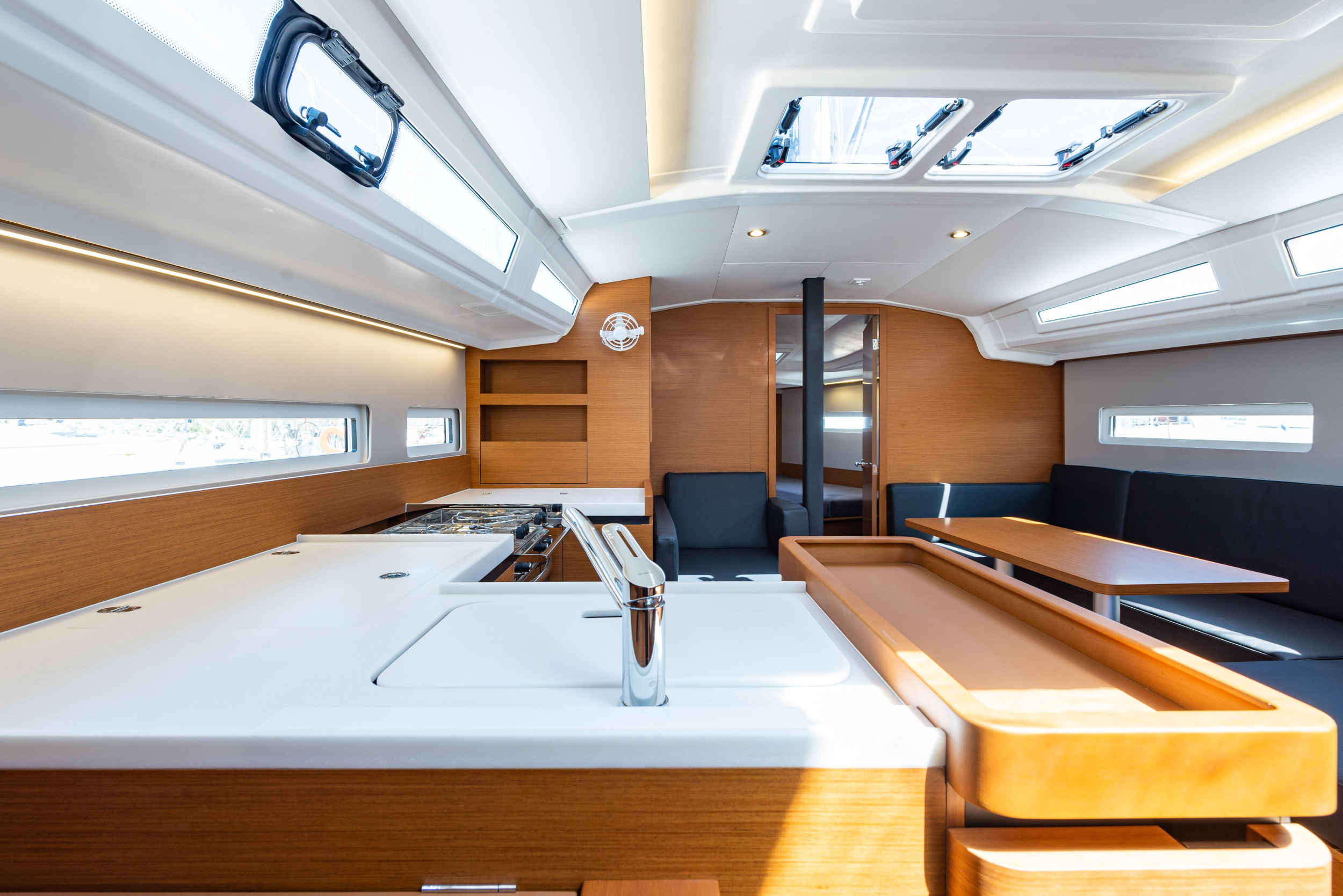 Sun Odyssey 410 — photo 32