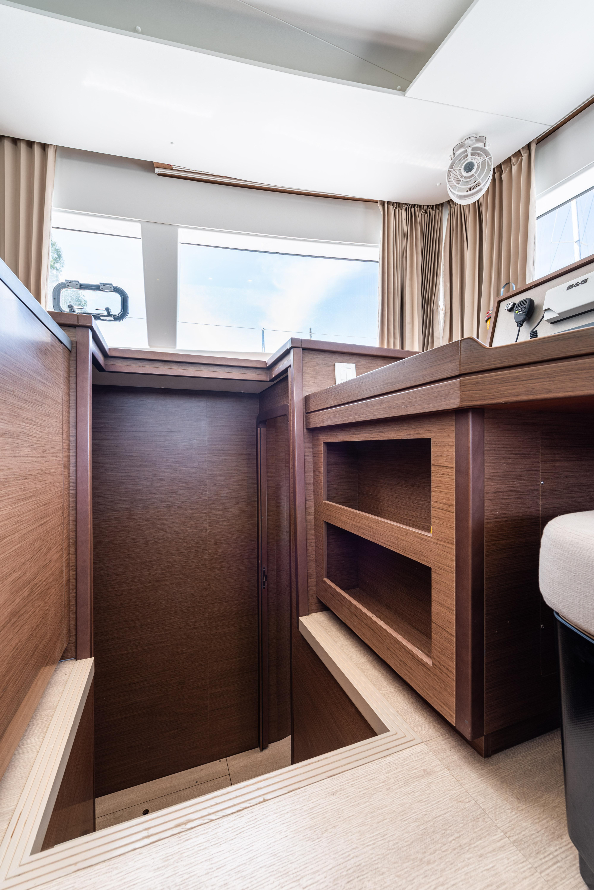 Lagoon 450 F — photo 15