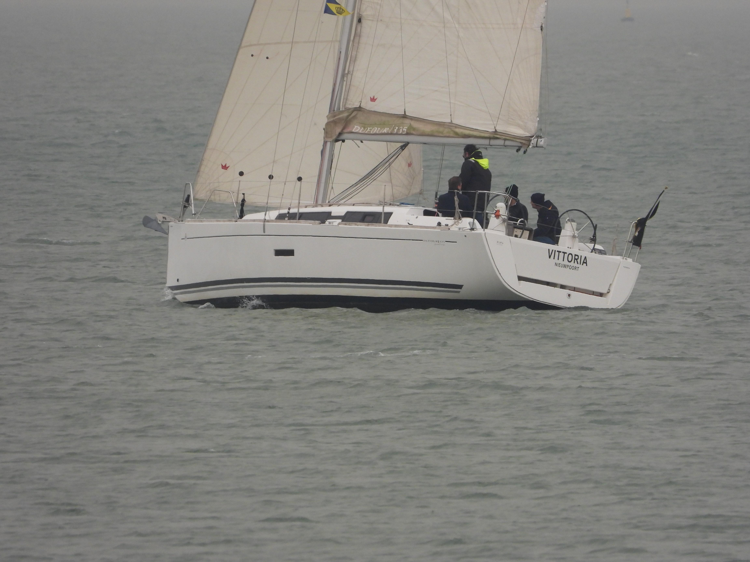 Dufour 335 Grand Large — photo 12