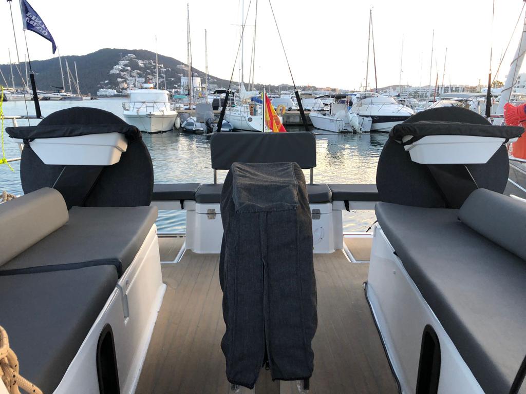 DUFOUR 37 NEW 2023 — photo 9