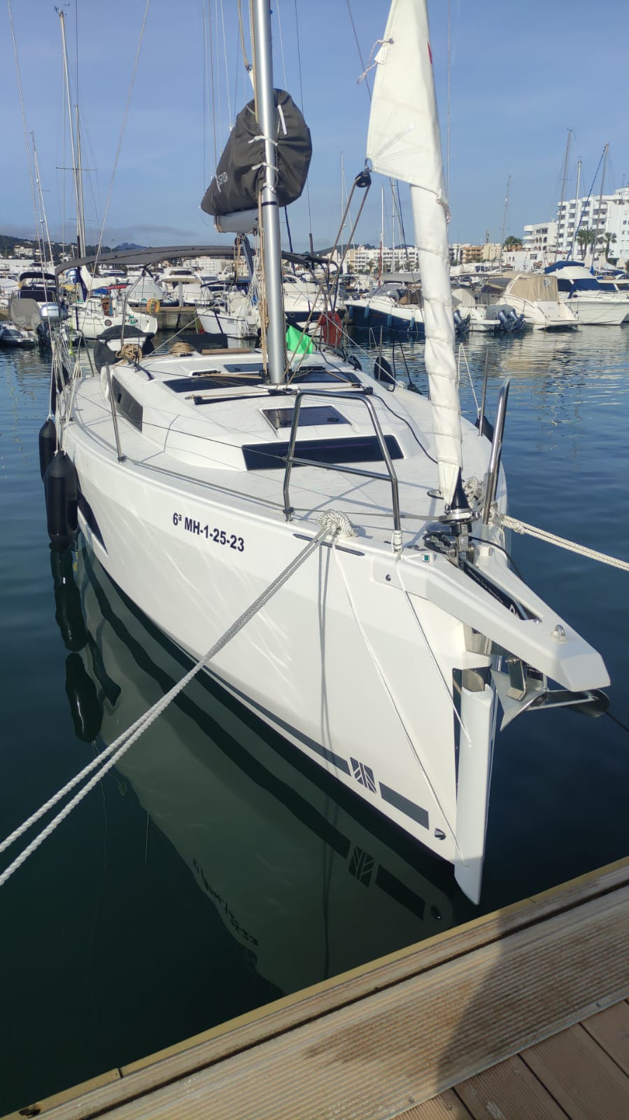 DUFOUR 37 NEW 2023 — photo 6