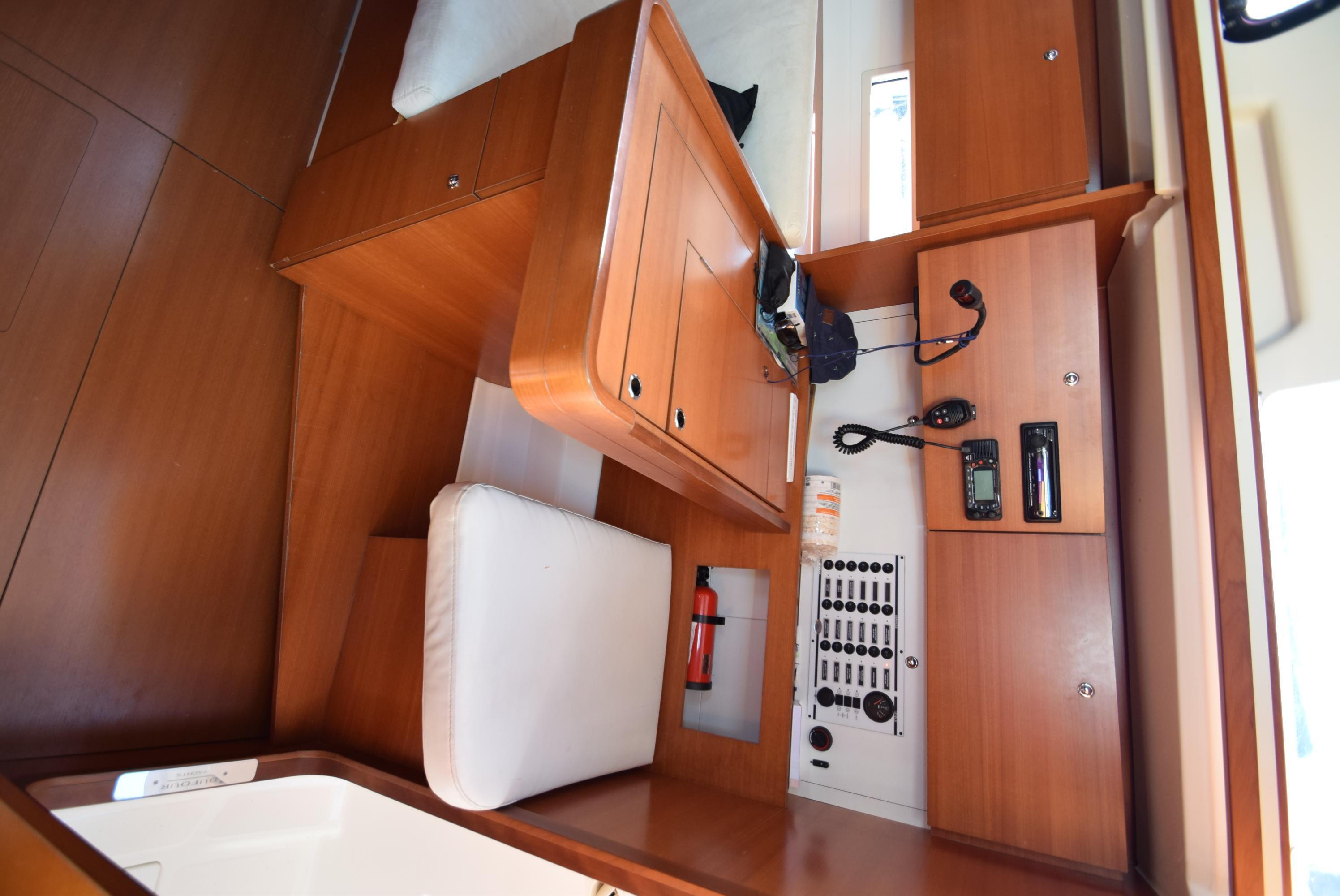 Dufour 335 Grand Large — photo 2