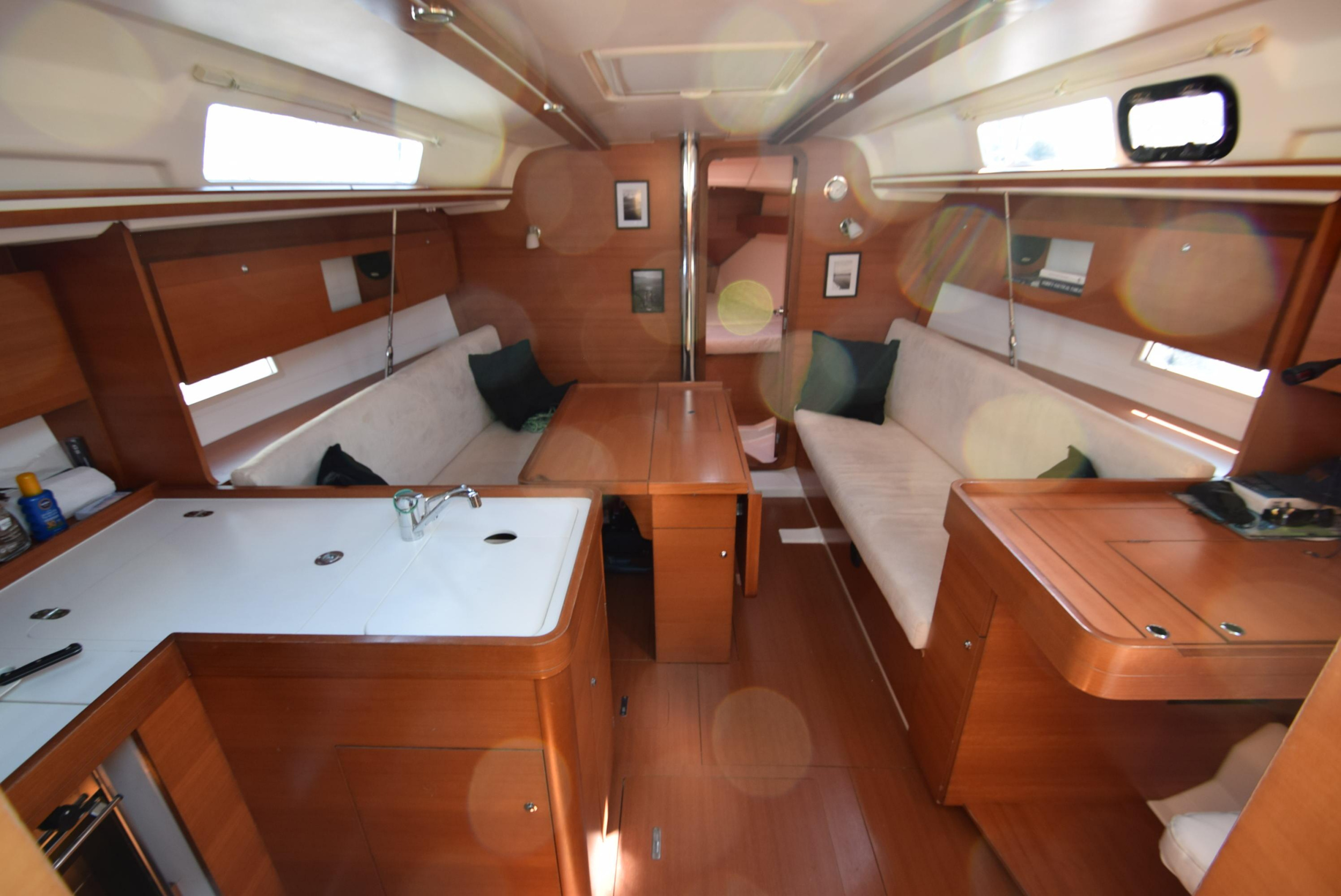 Dufour 335 Grand Large — photo 9