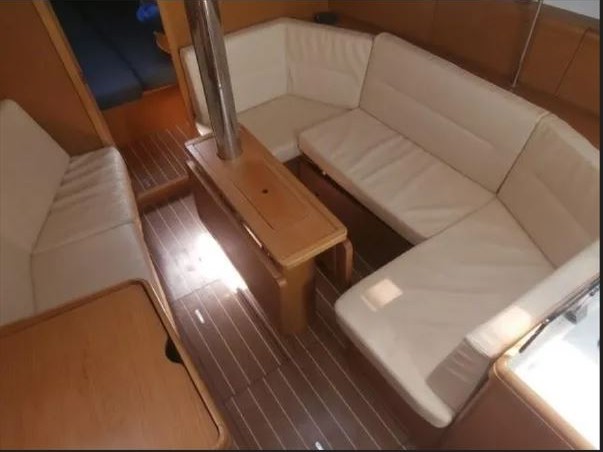 Sun Odyssey 36i — photo 4