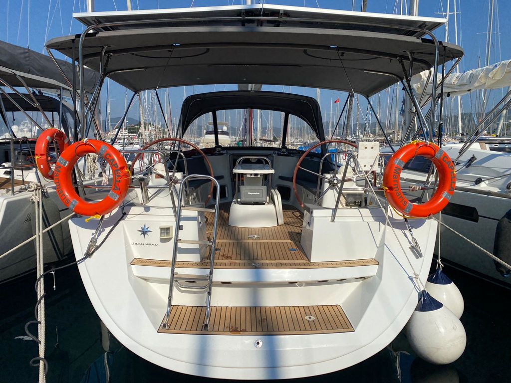 Sun Odyssey 44i — photo 1