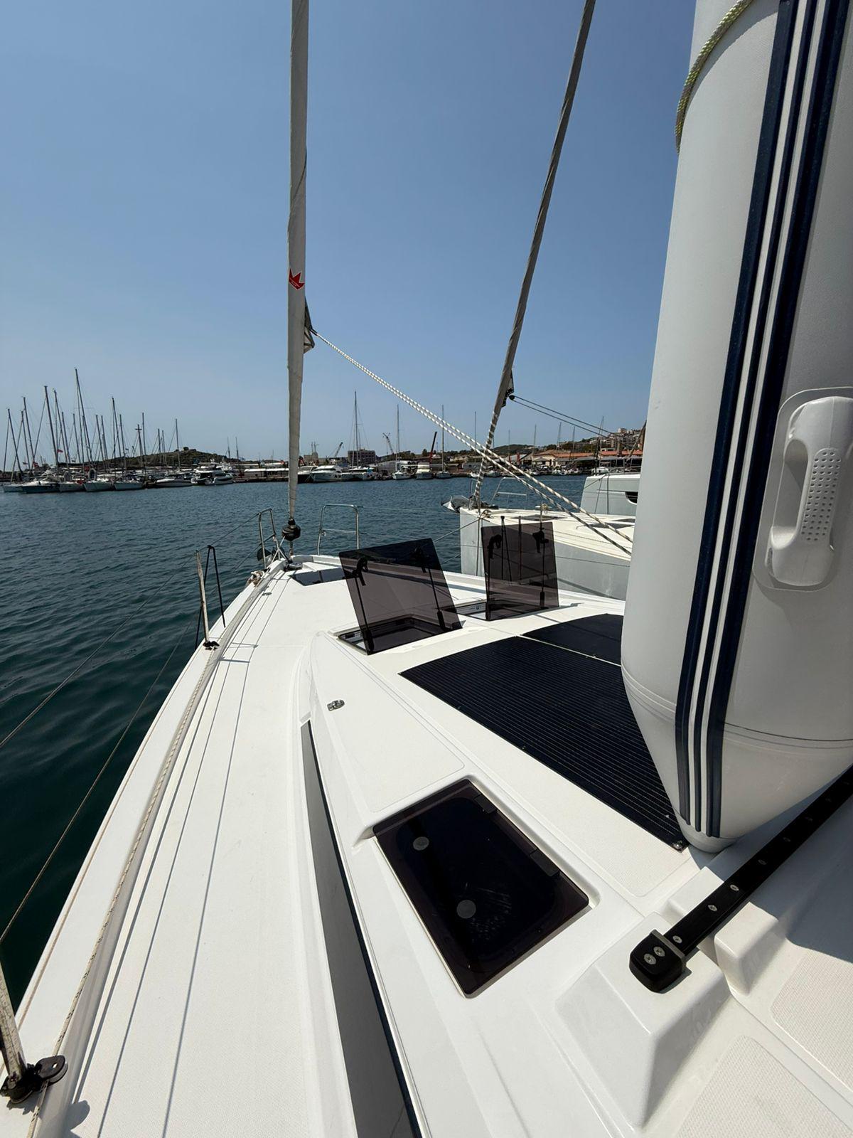 Bavaria C46 — photo 14