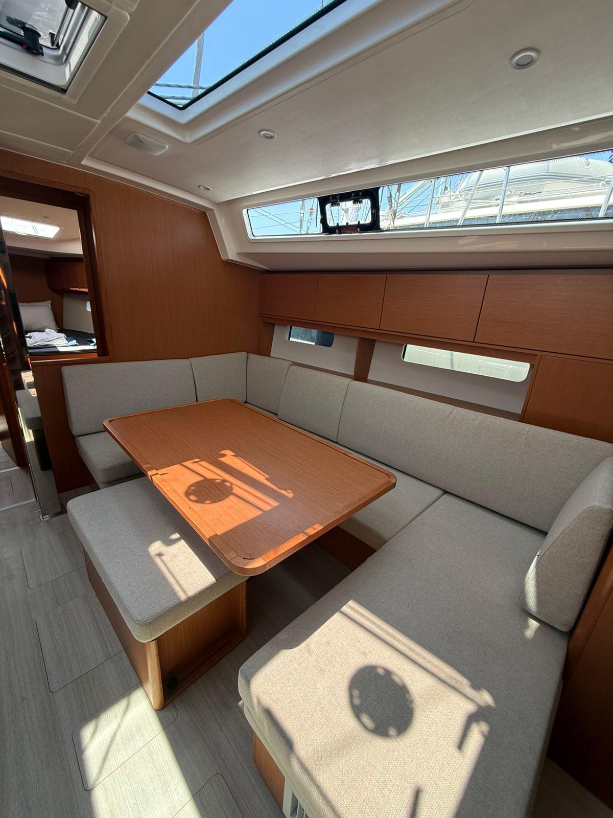 Bavaria C46 — photo 16