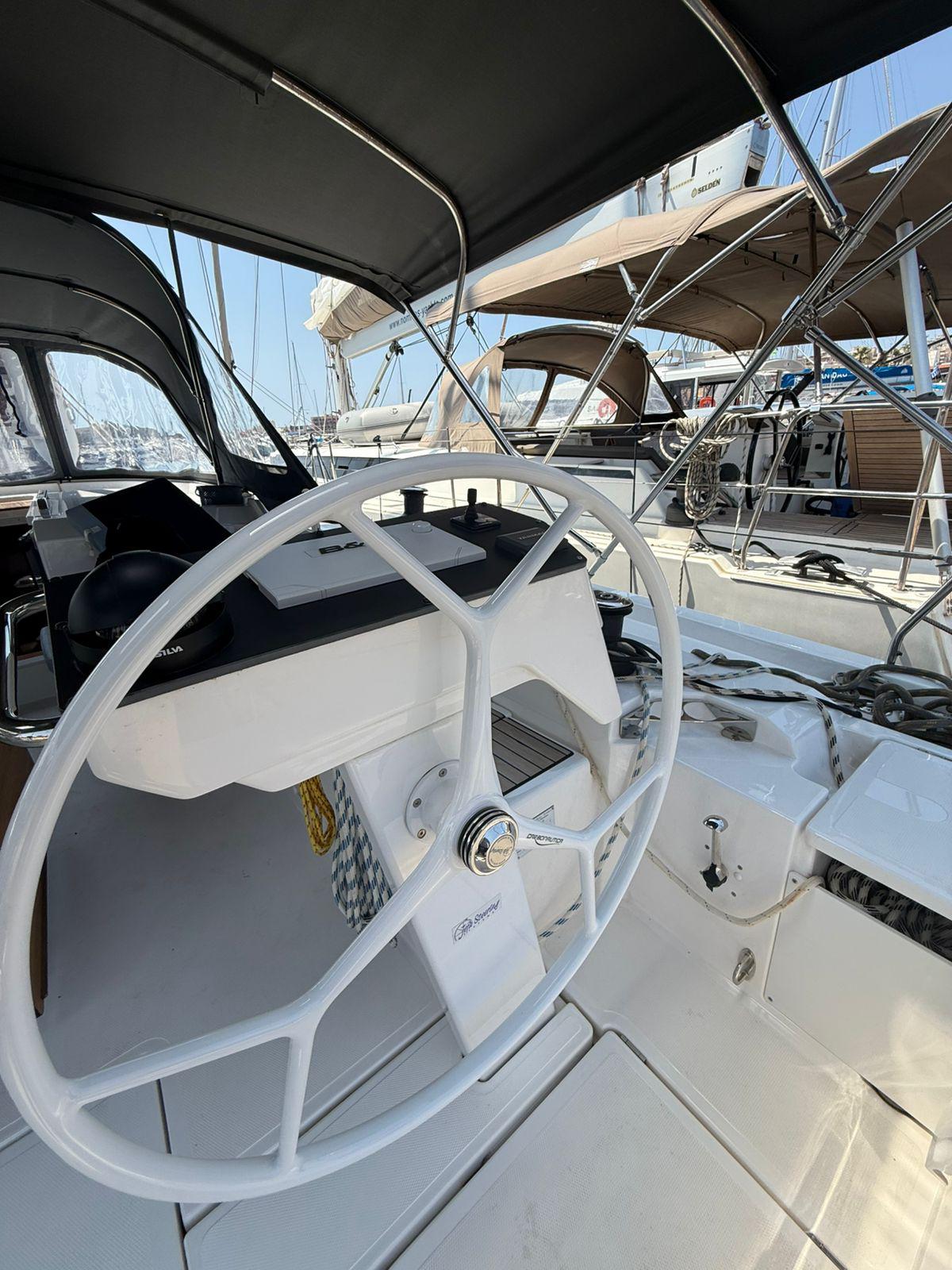 Bavaria C46 — photo 10