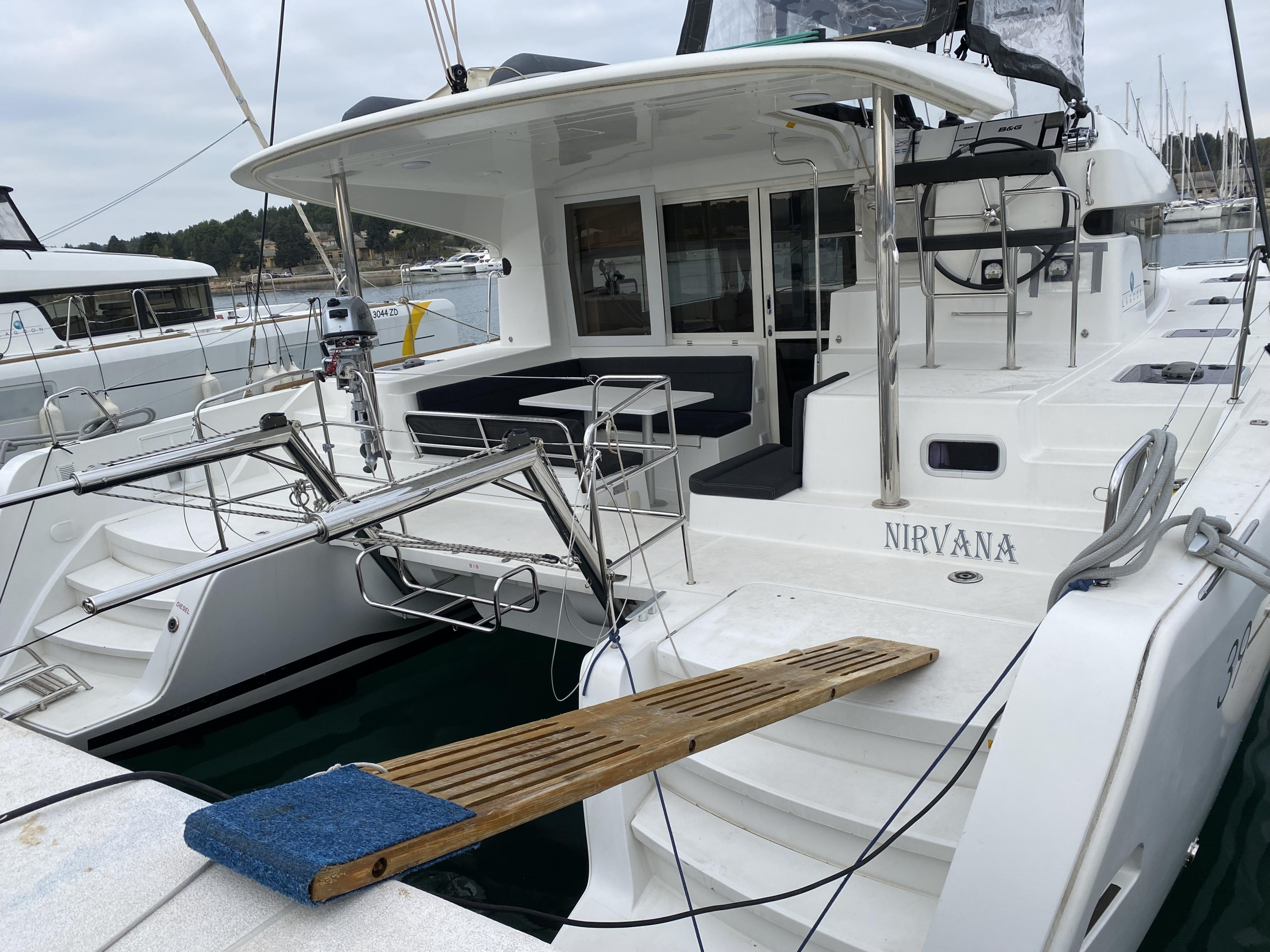 Lagoon 39 — photo 9