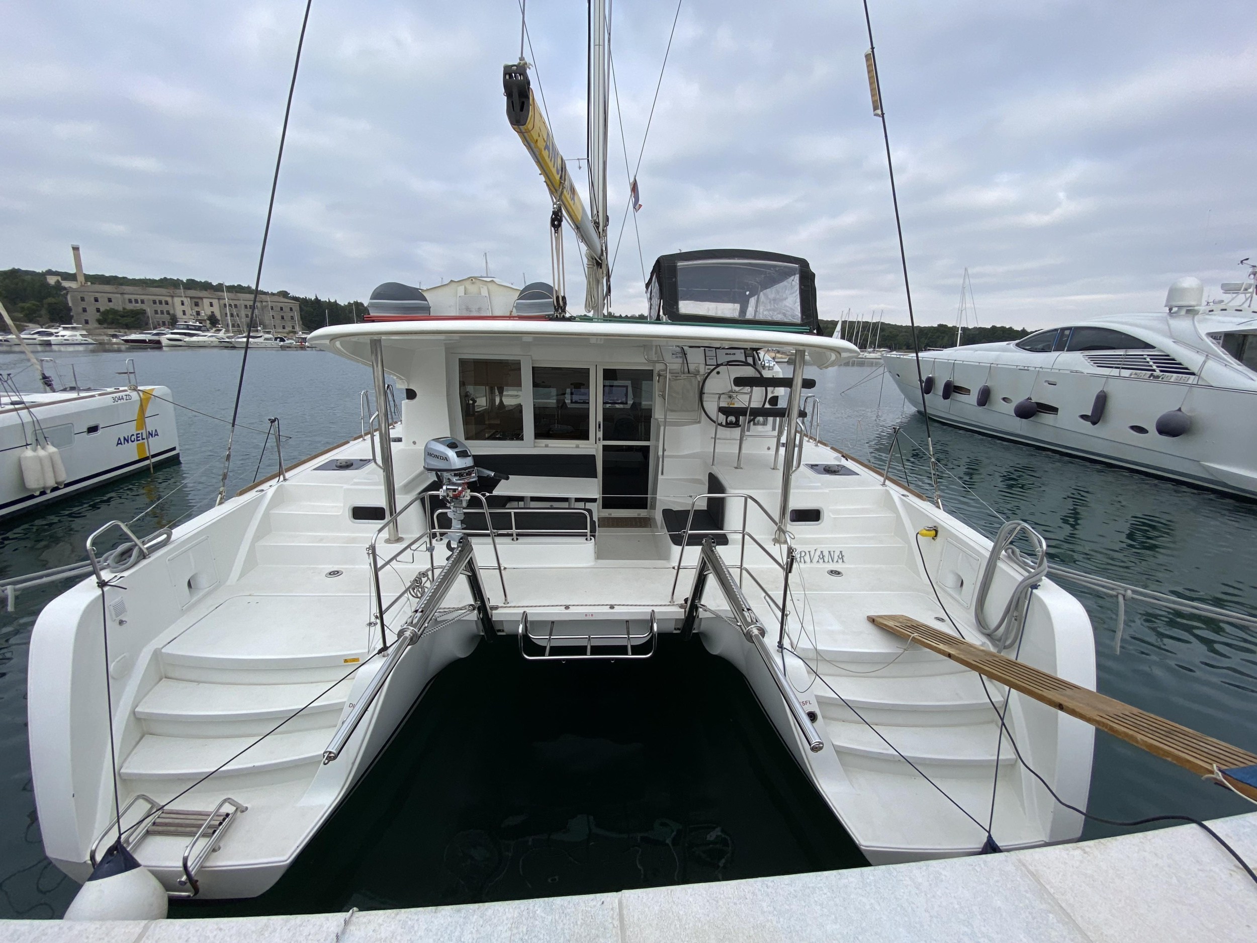 Lagoon 39 — photo 11
