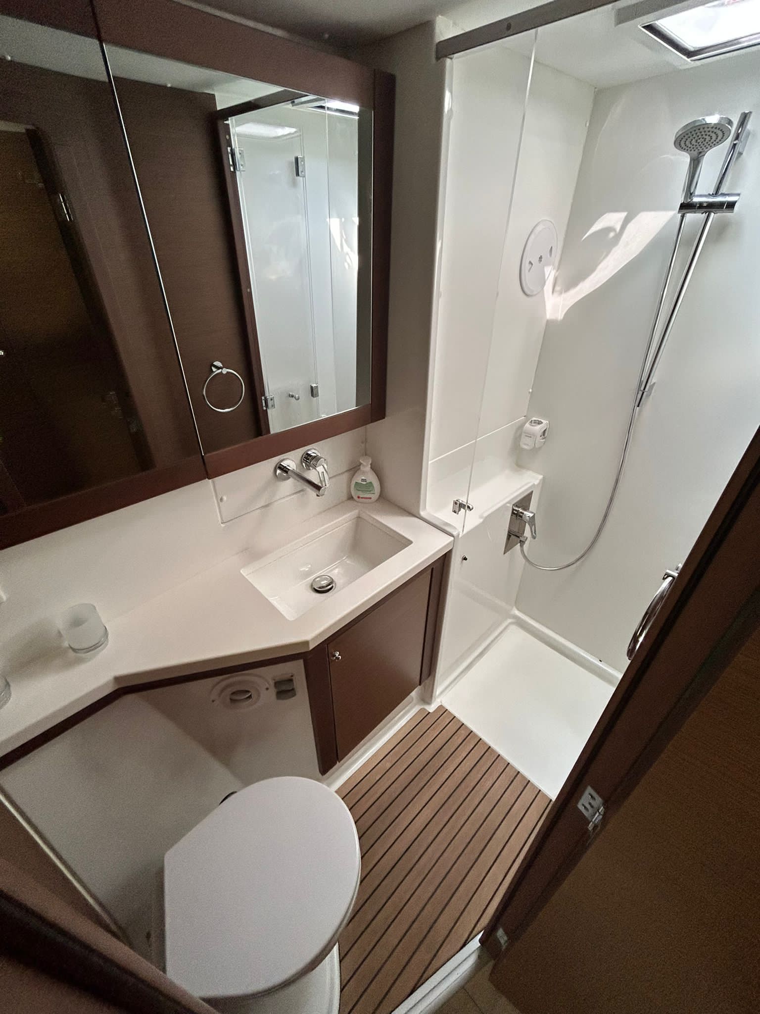 Lagoon 450 — photo 11