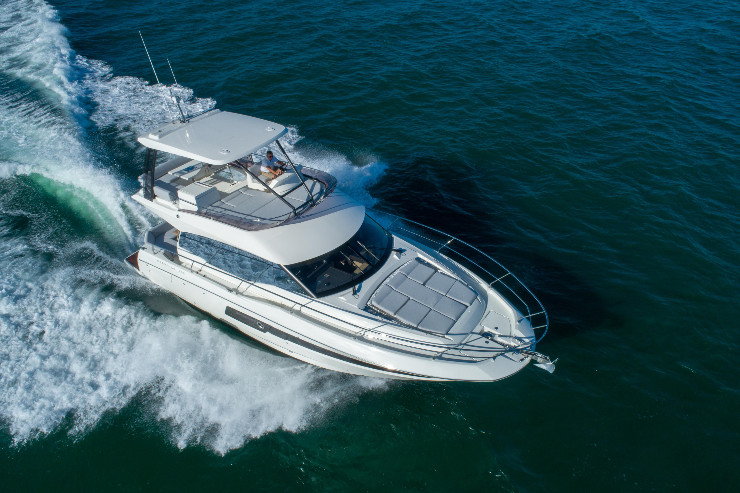 PRESTIGE 460 FLY — photo 15