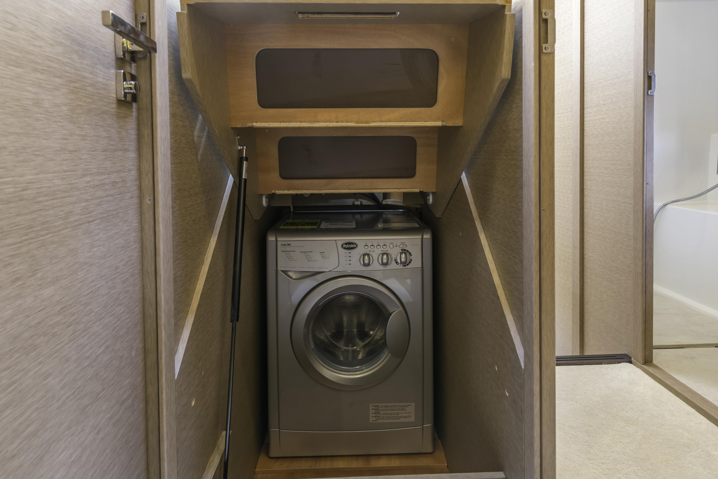 PRESTIGE 460 FLY — photo 10