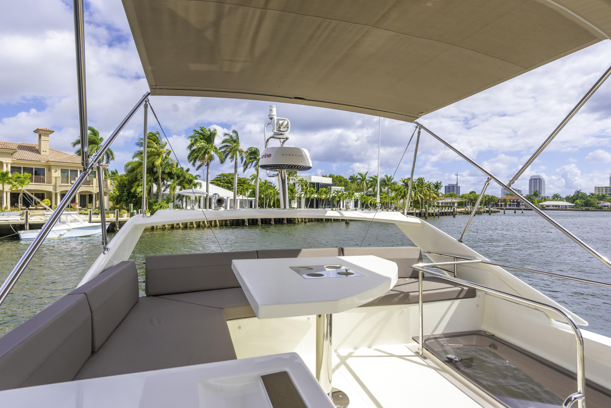 PRESTIGE 460 FLY — photo 13
