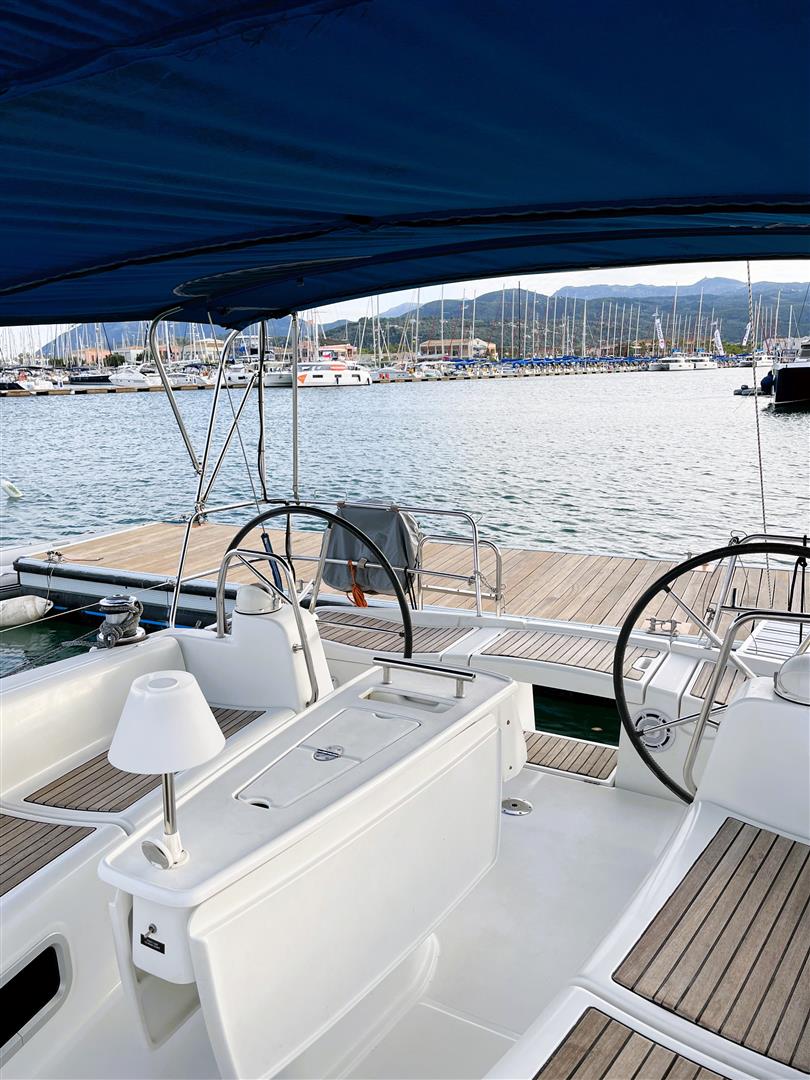 Oceanis 43+ — photo 20