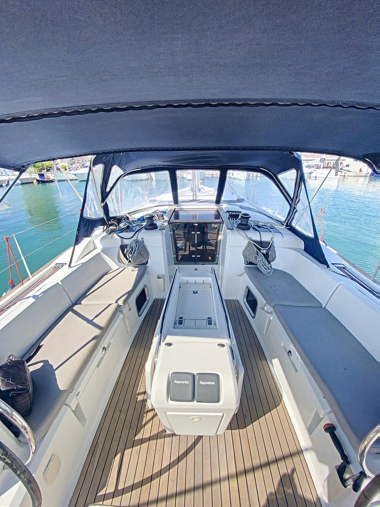 Sun Odyssey 469 — photo 11