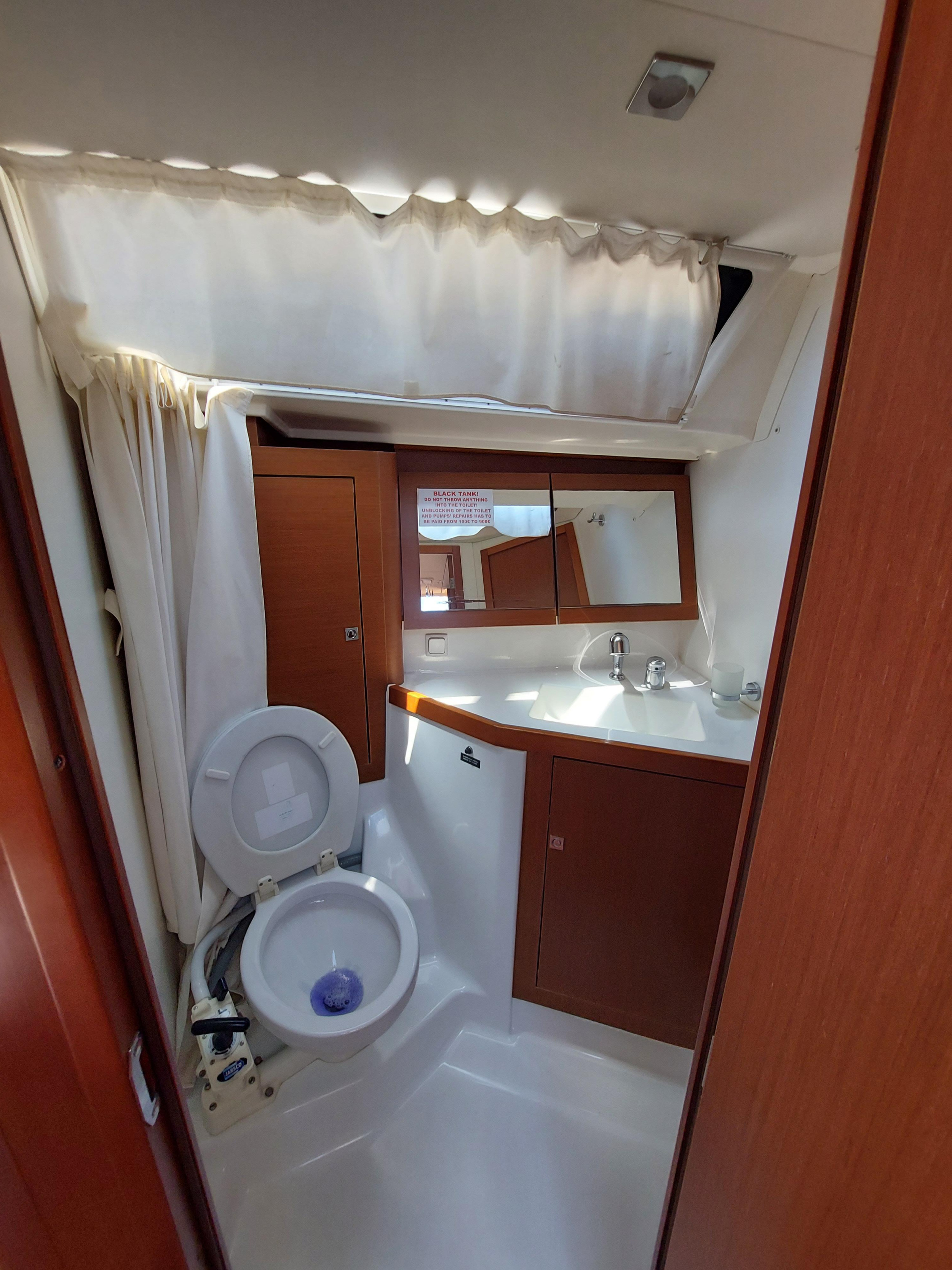 Oceanis 45 — photo 8