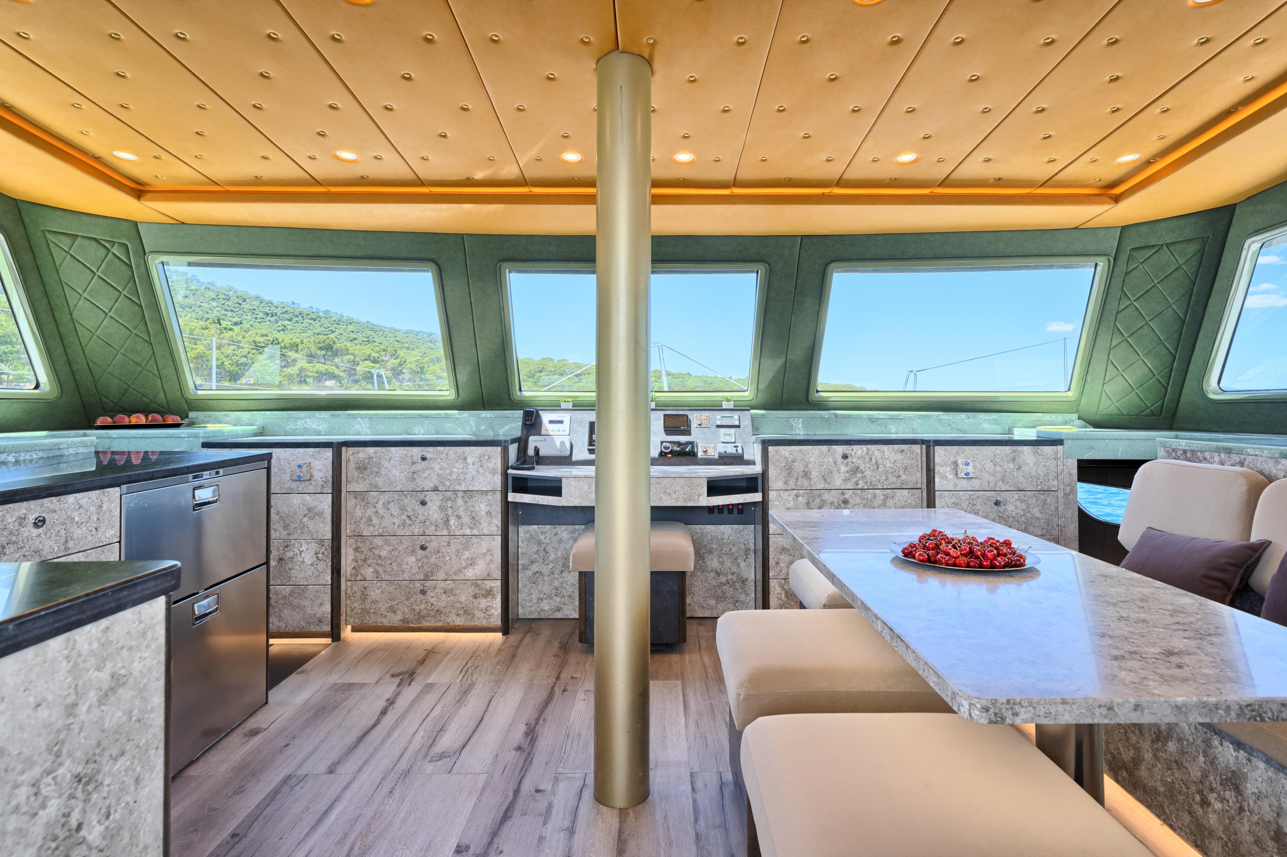 Luna 49 — photo 20