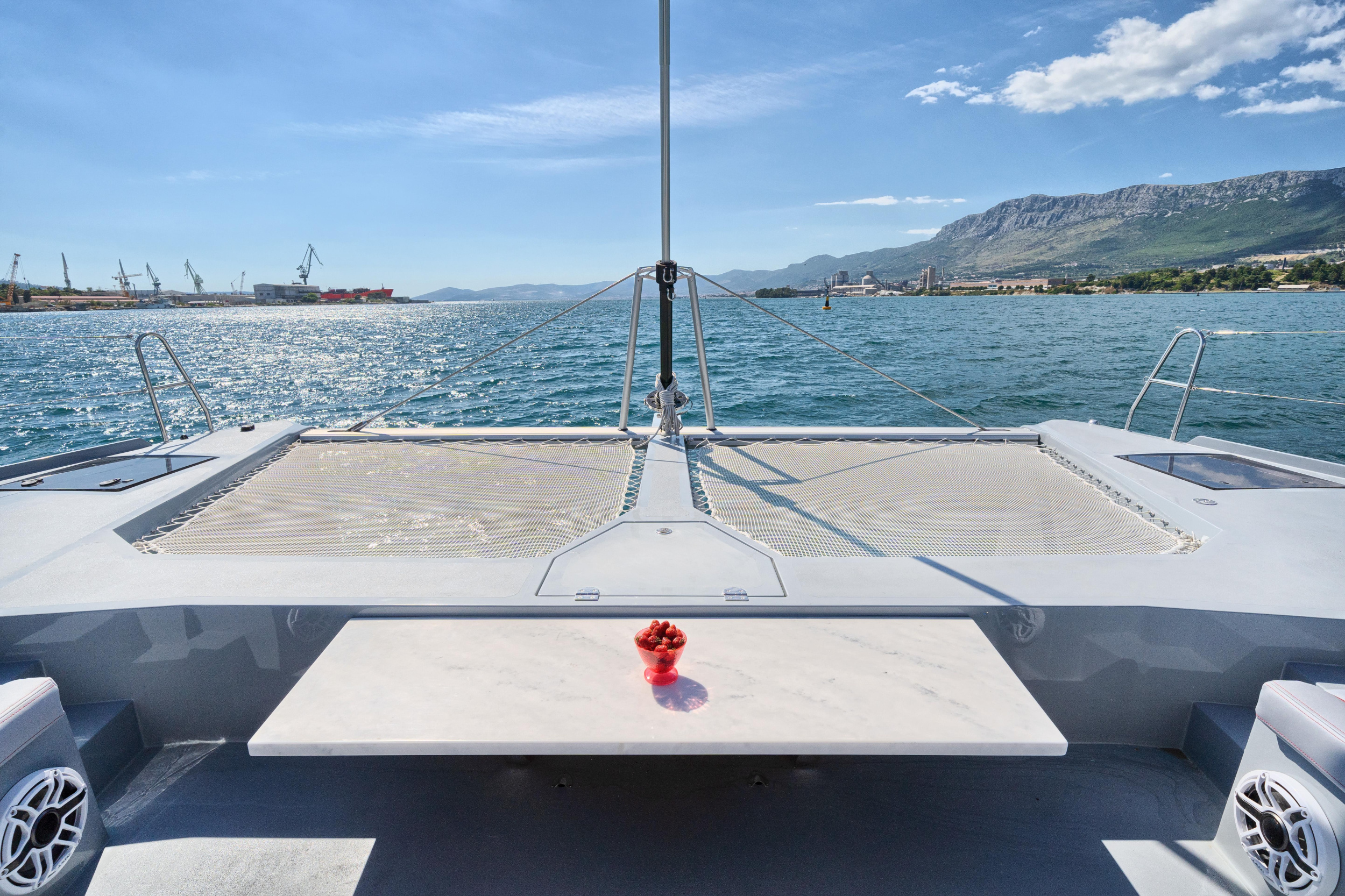 Luna 49 — photo 17