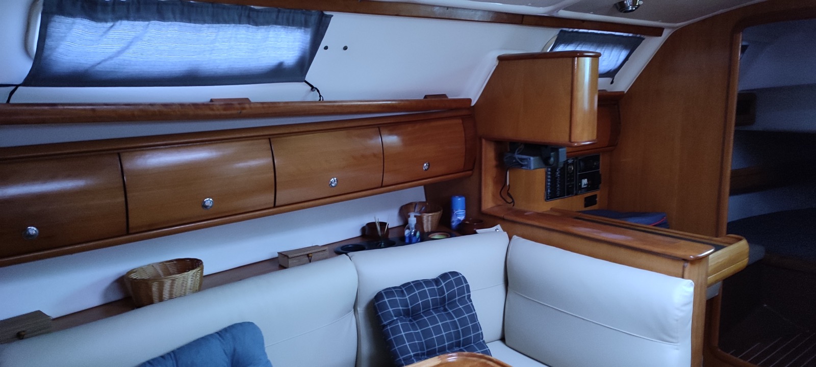 Bavaria 38 Cruiser — photo 18