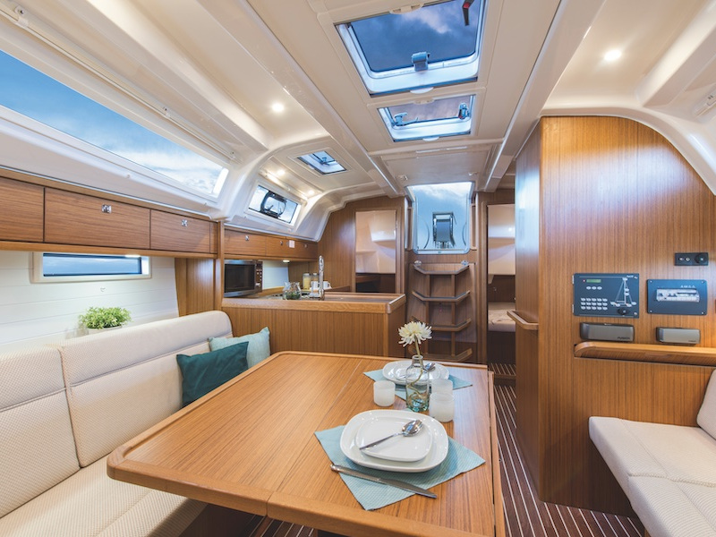 Bavaria Cruiser 37 Style — photo 43