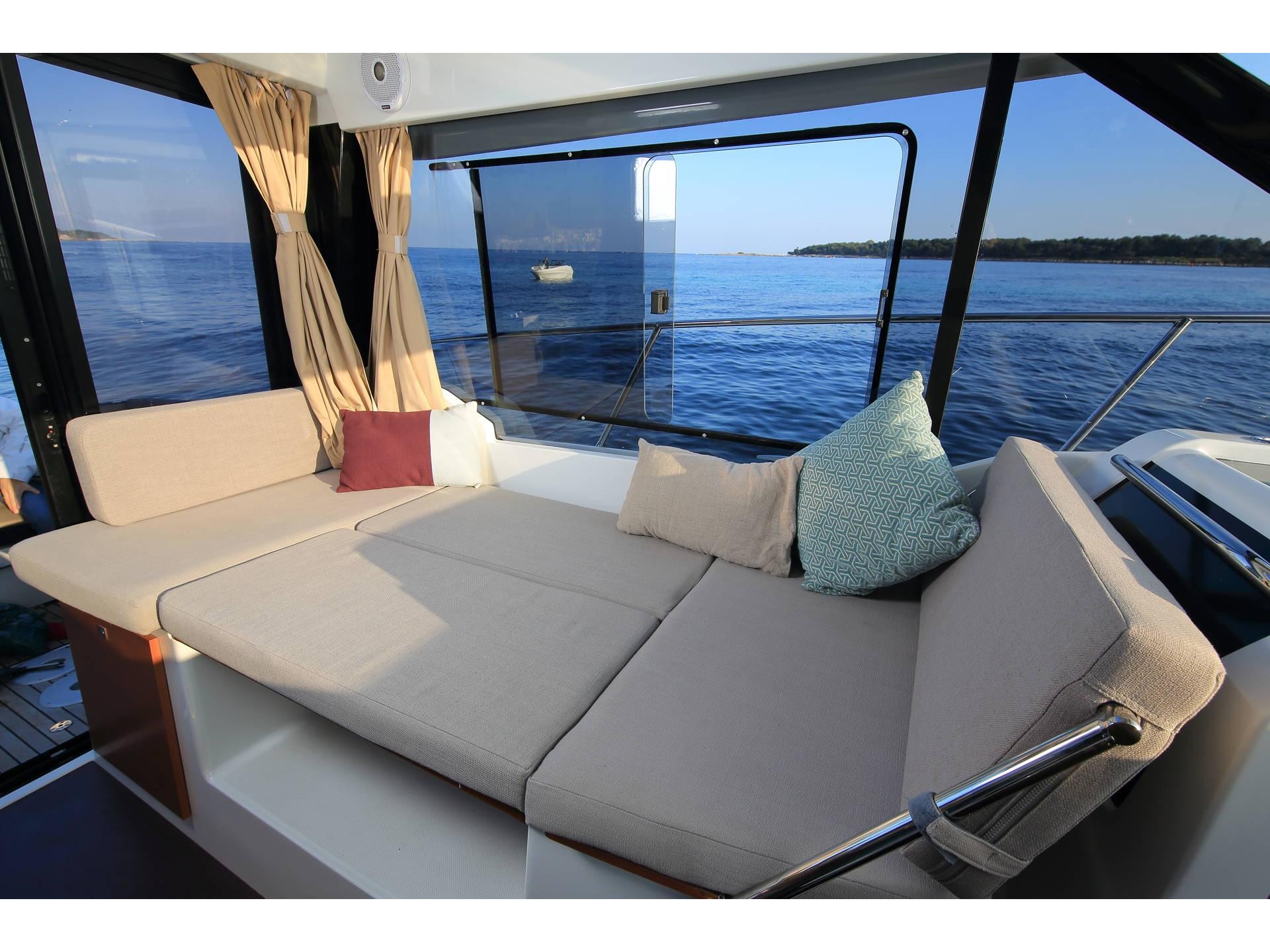 Merry Fisher 895 — photo 9