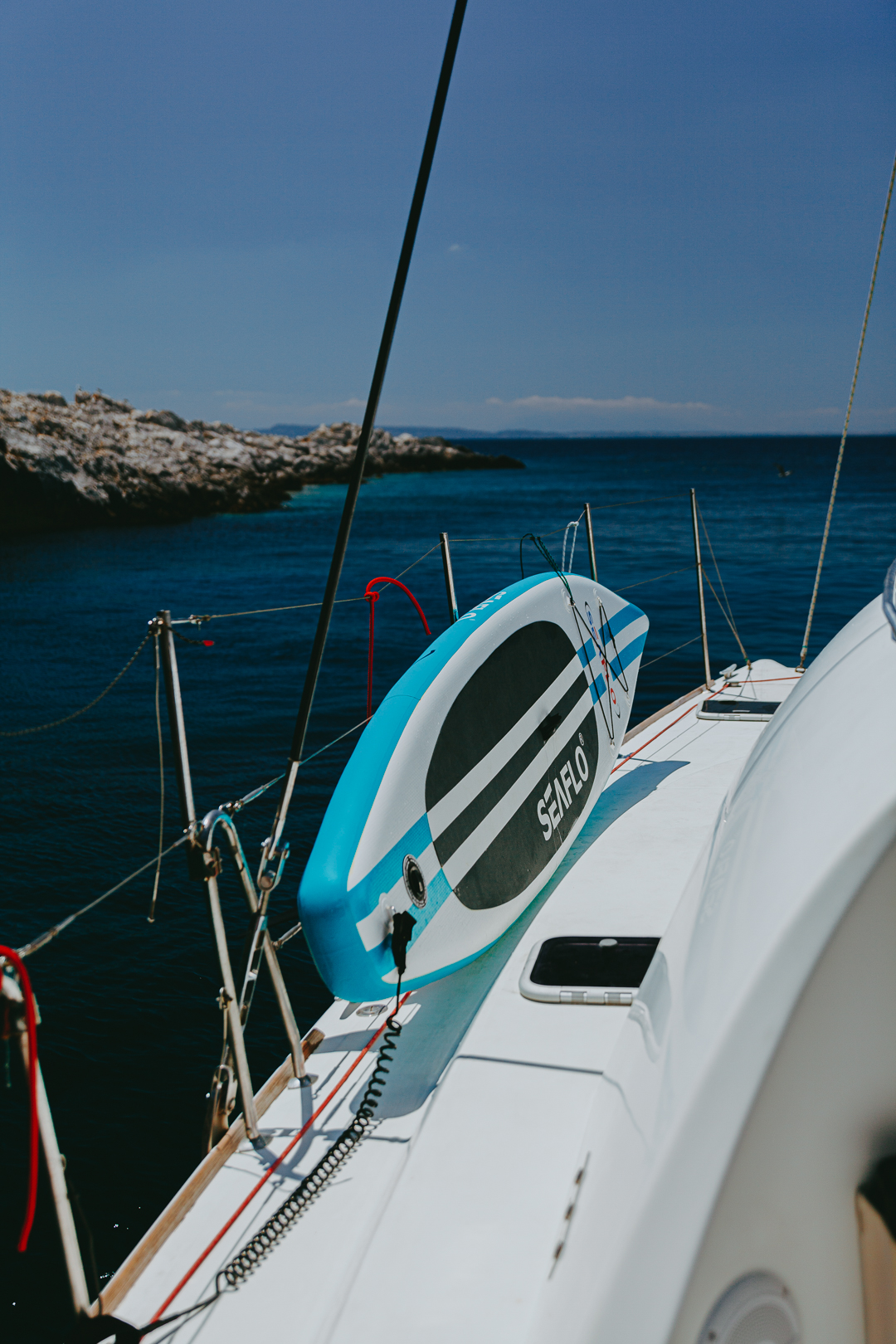 Lagoon 380 — photo 13