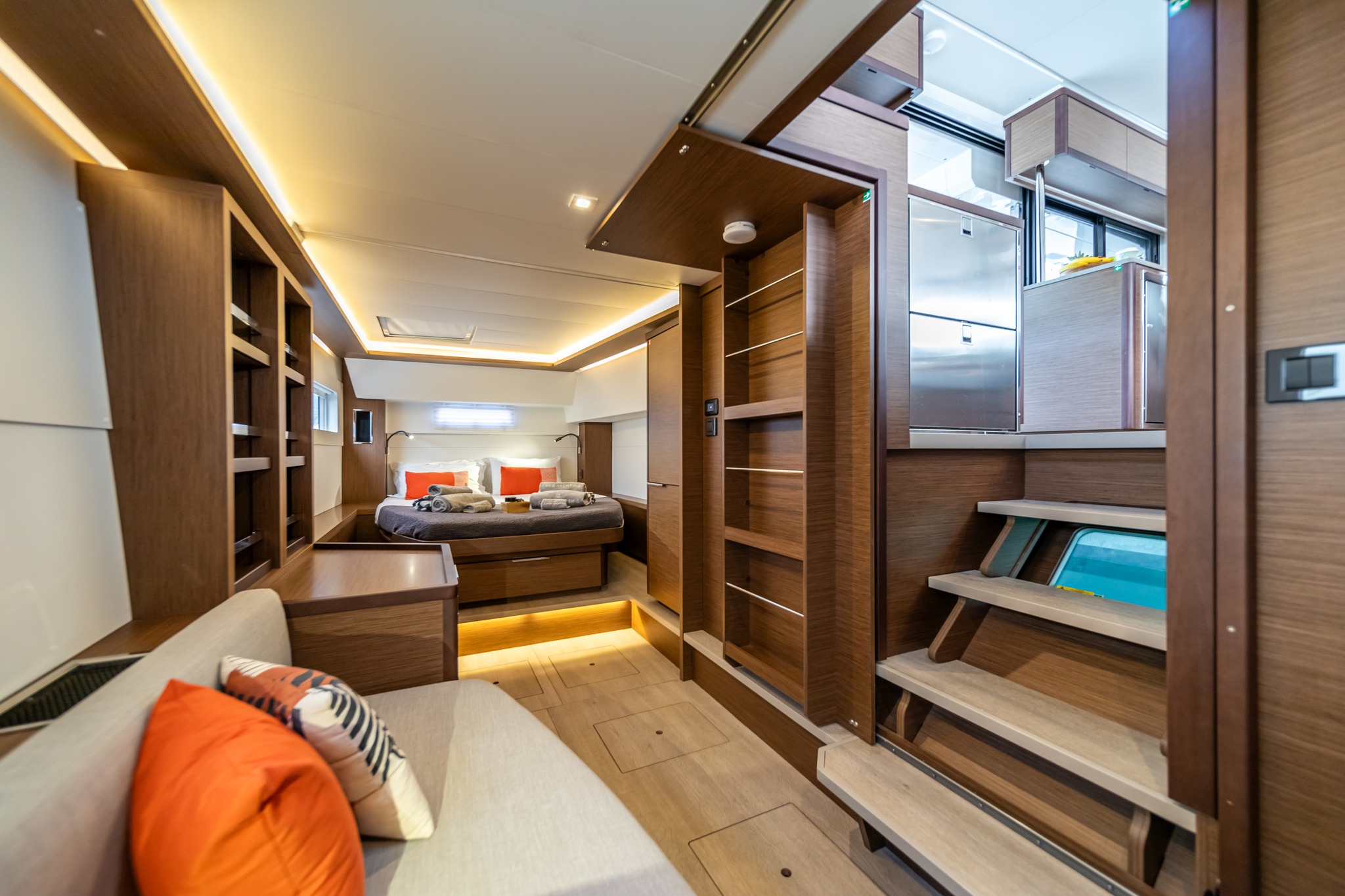 Lagoon 46 (Owner's version) — photo 4