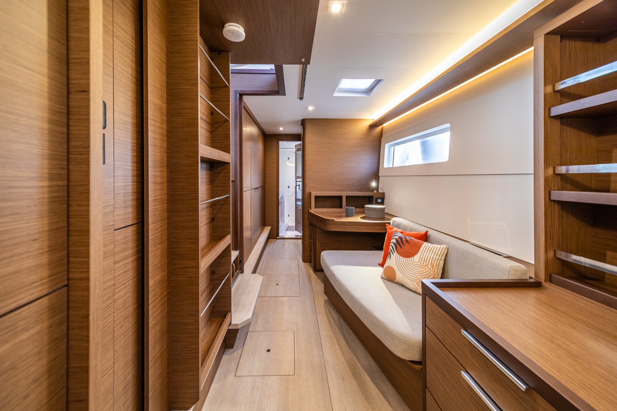 Lagoon 46 (Owner's version) — photo 9