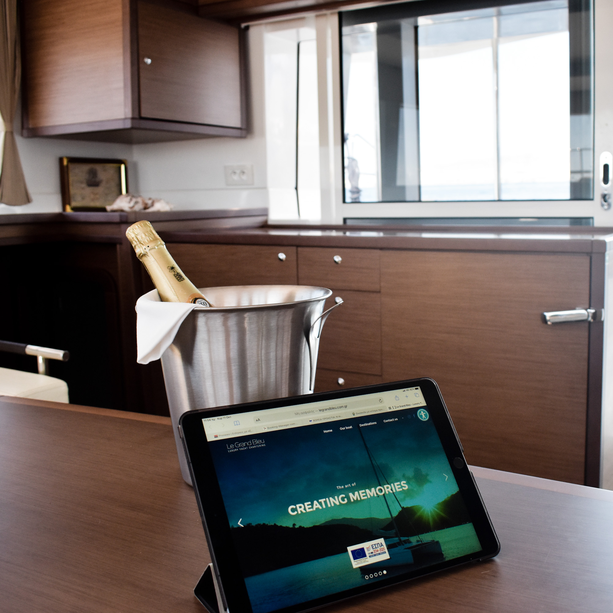 Lagoon 450 Fly (Genarator, , , Inverter) — photo 6