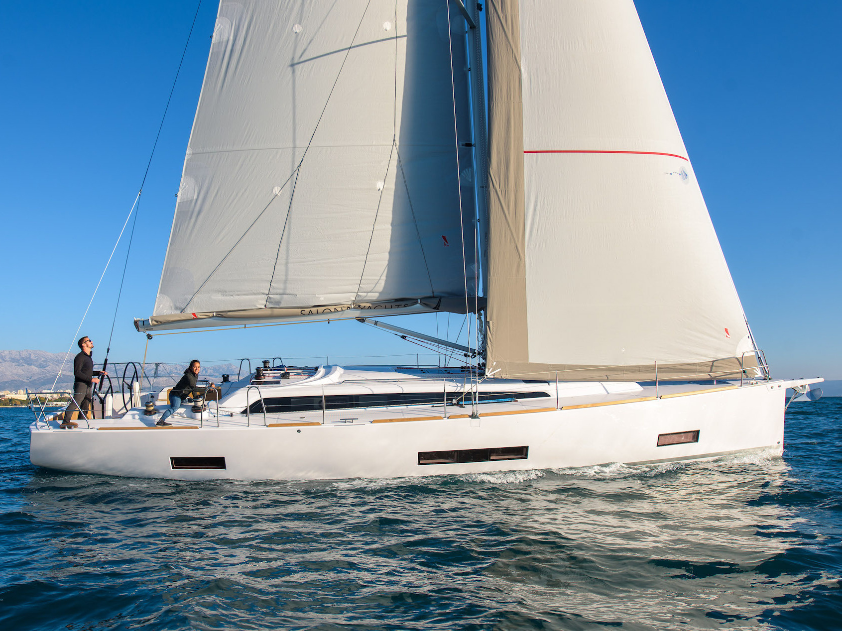 Salona 46 — photo 1
