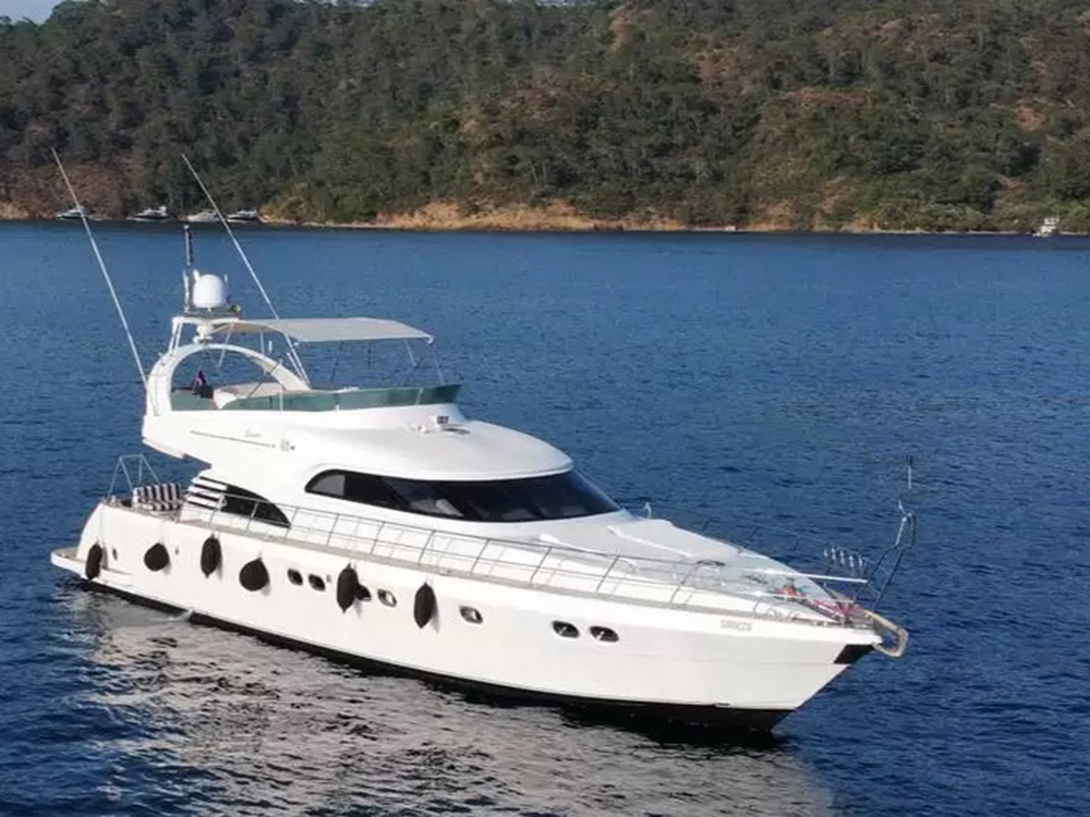 Motoryacht — photo 12