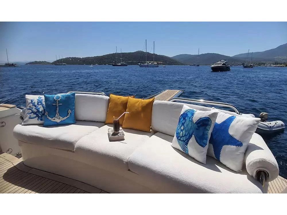 Motoryacht — photo 20