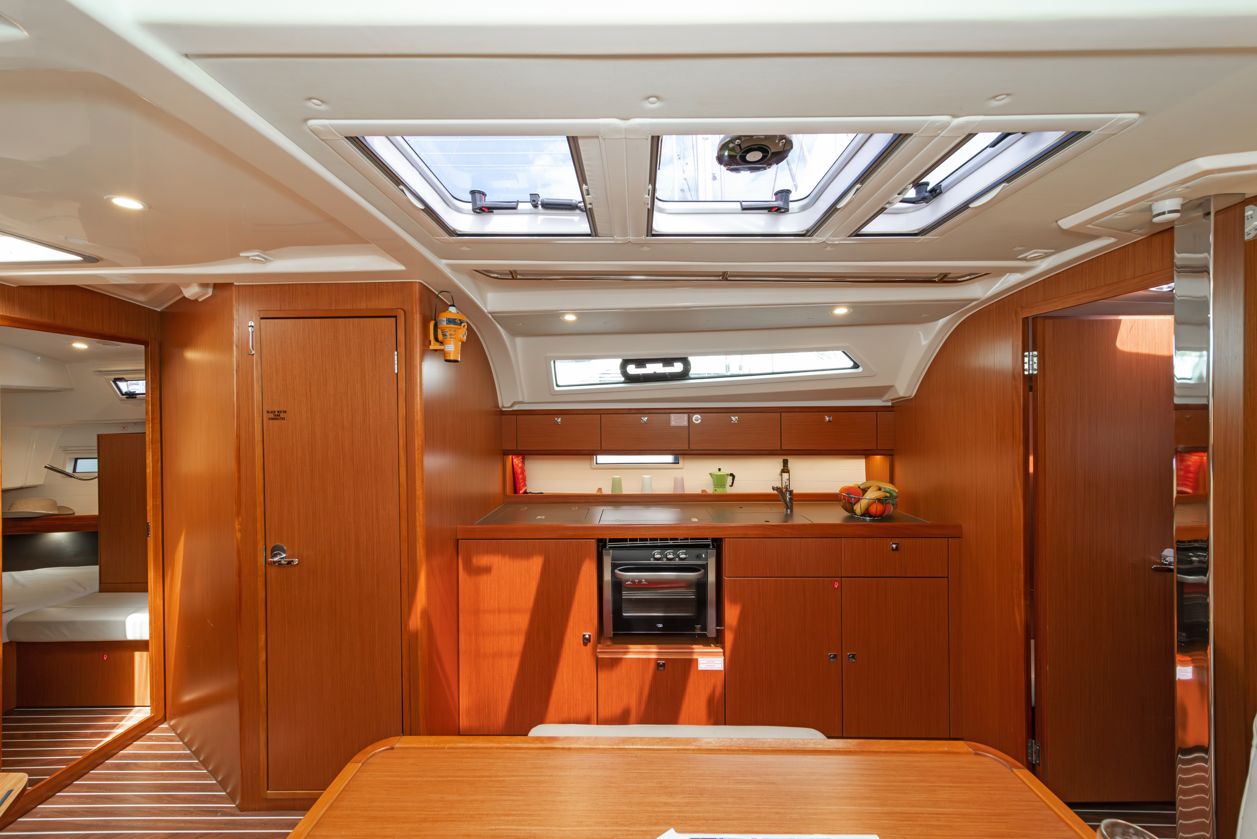 Bavaria Cruiser 41 — photo 4