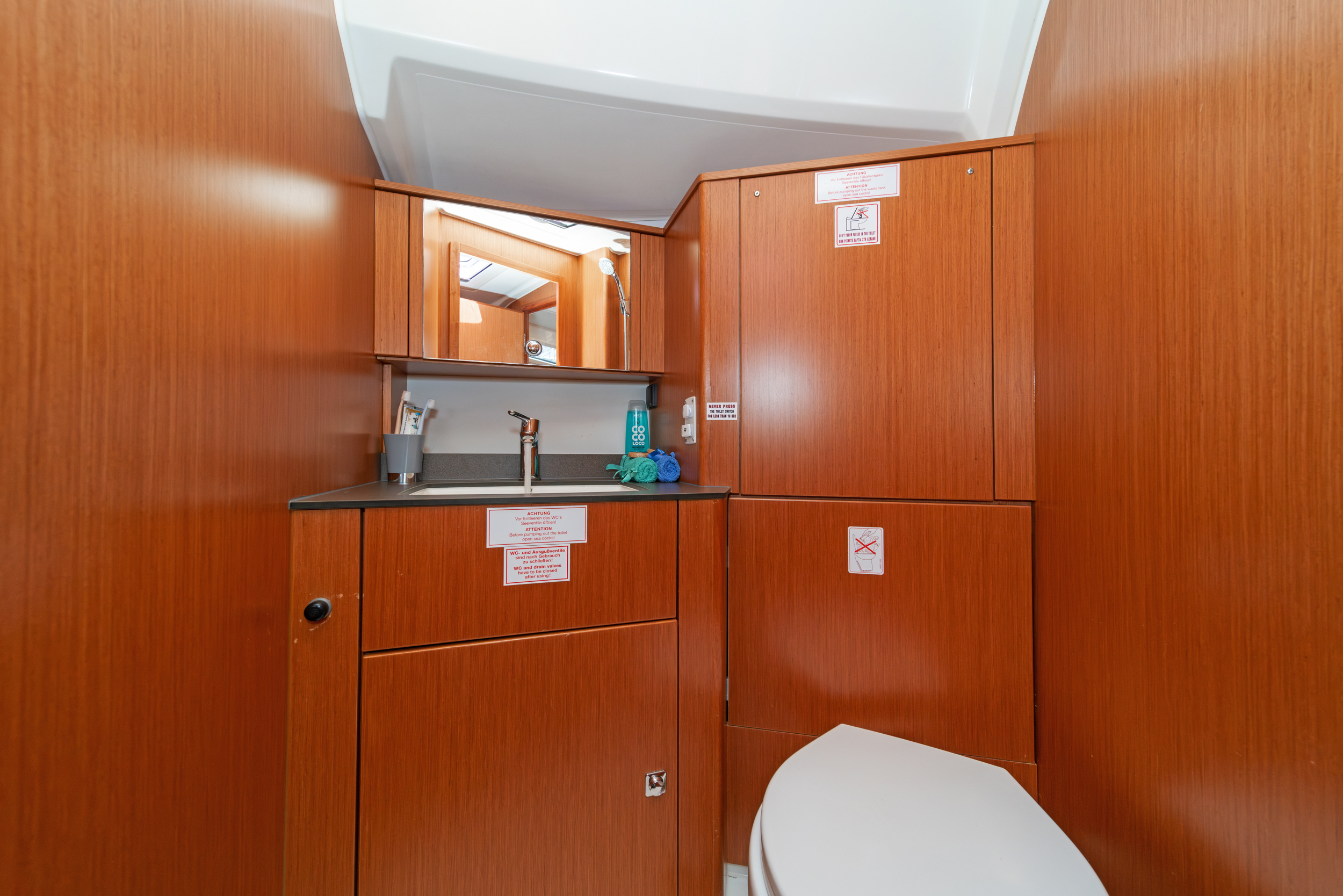 Bavaria Cruiser 41 — photo 12