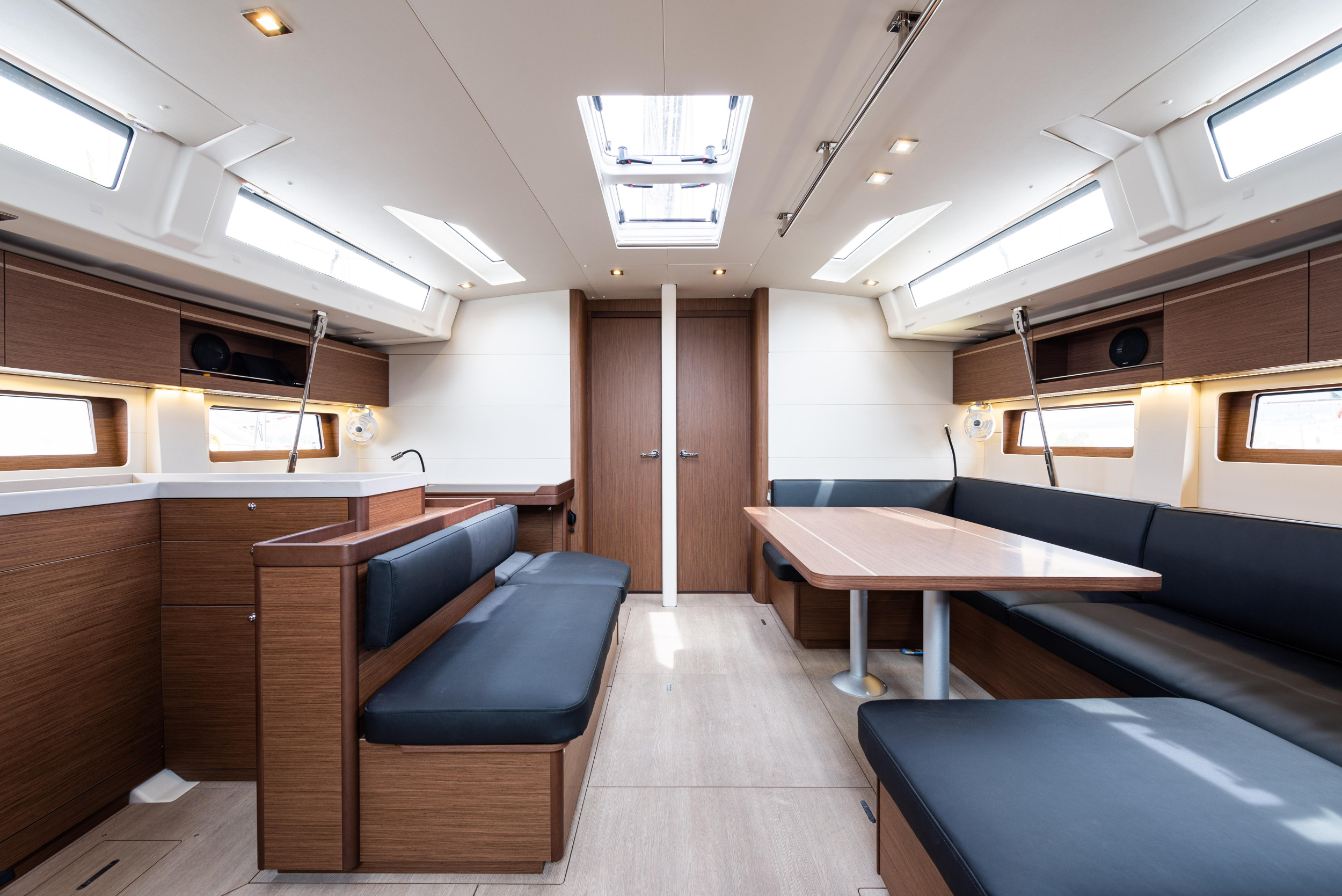 Oceanis 51.1 — photo 48