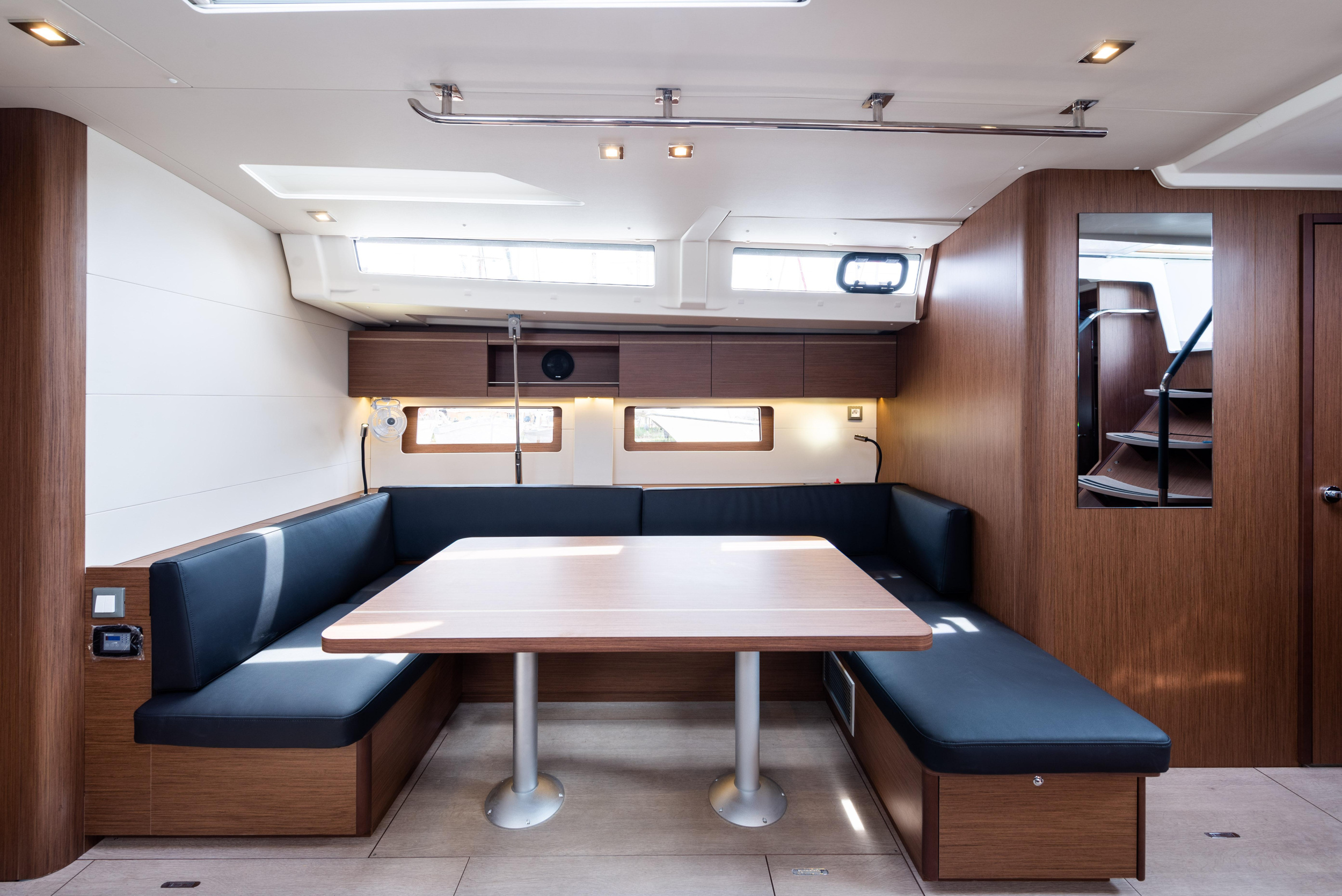 Oceanis 51.1 — photo 49