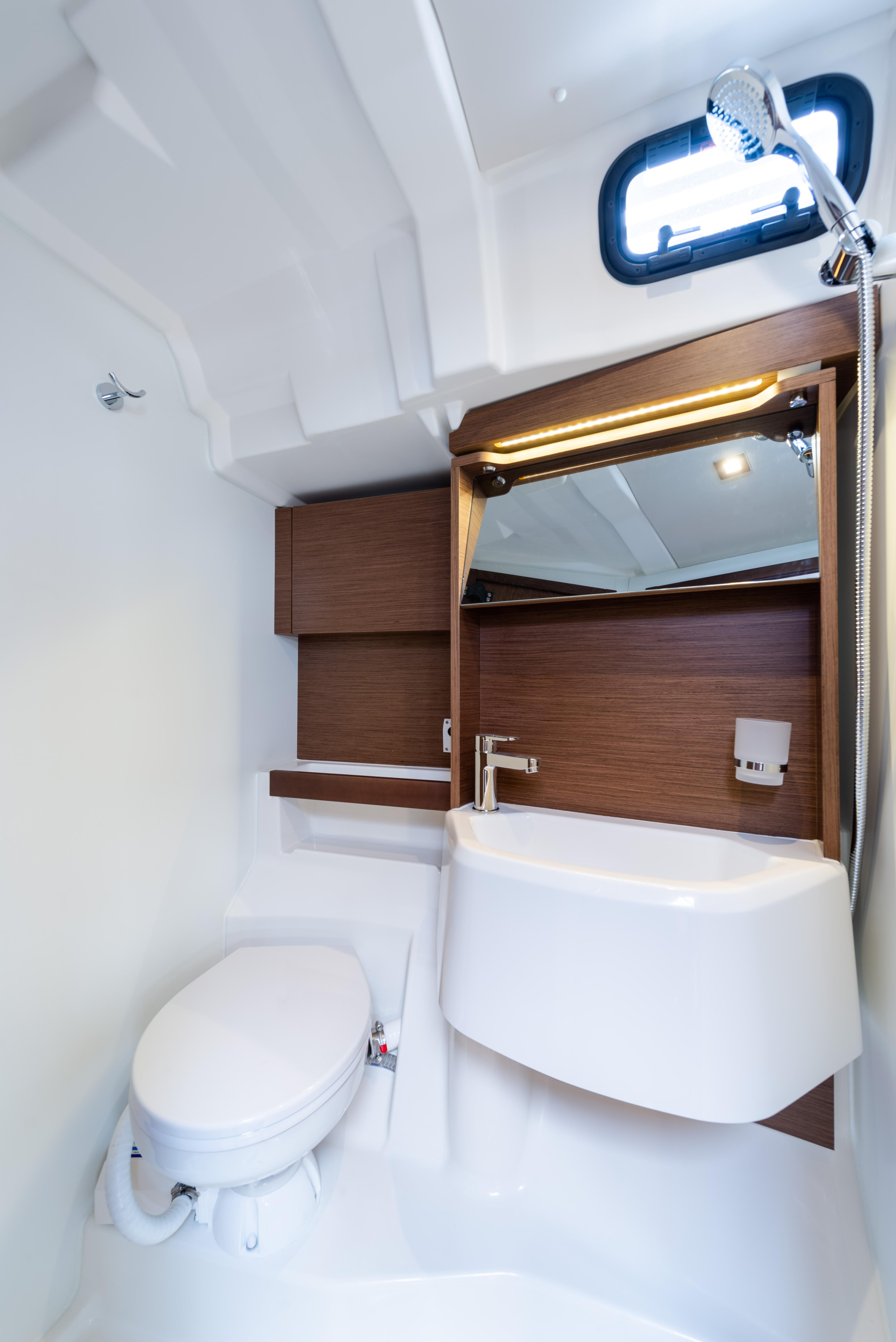 Oceanis 51.1 — photo 23