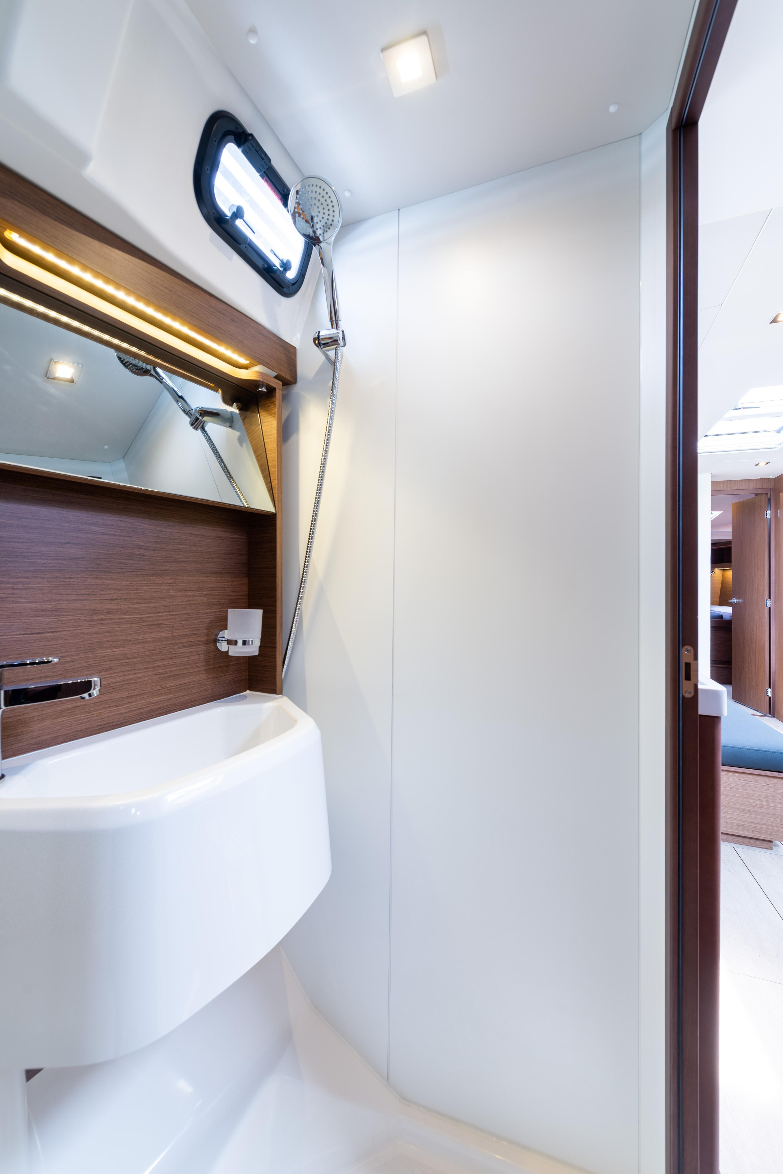 Oceanis 51.1 — photo 3