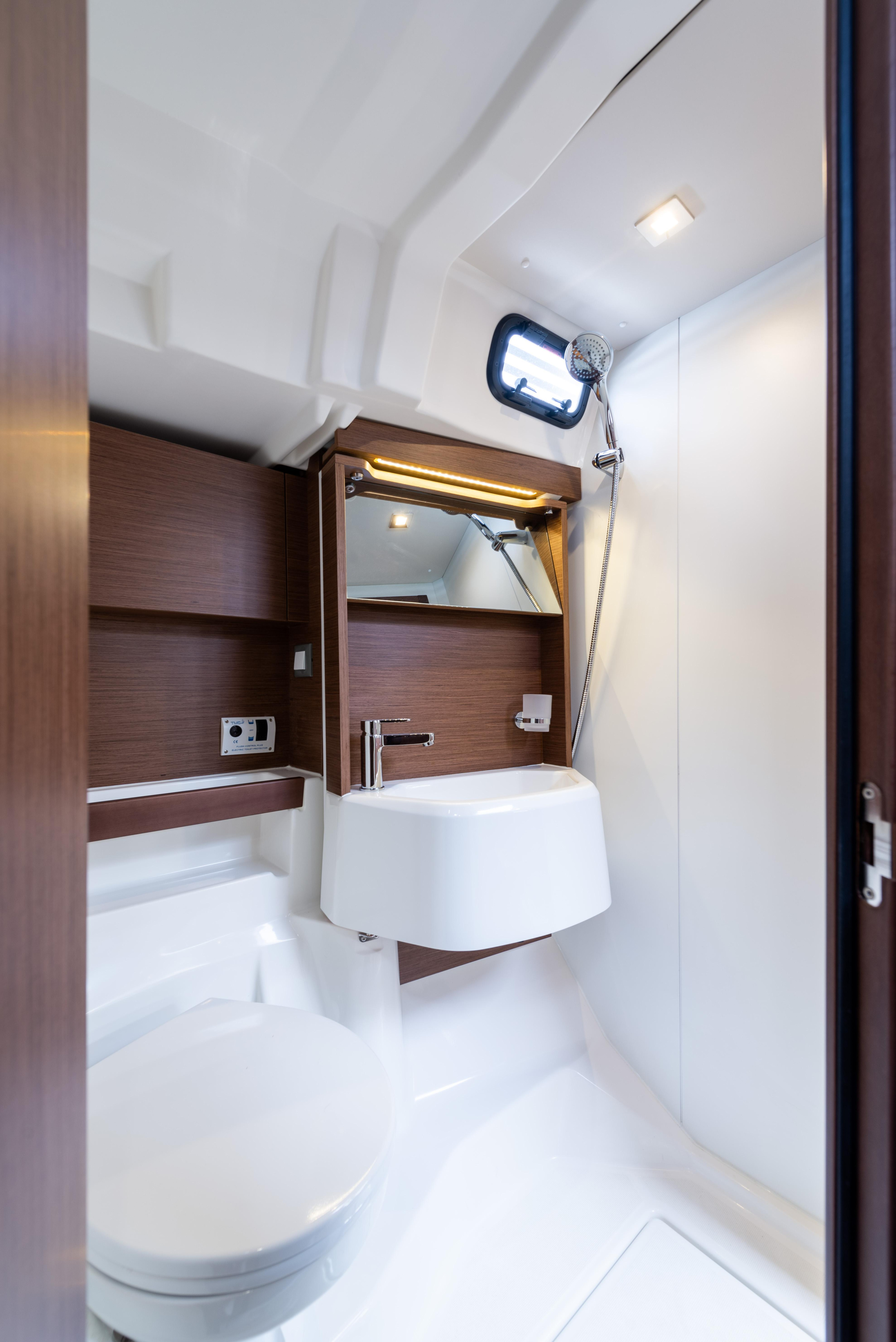 Oceanis 51.1 — photo 38