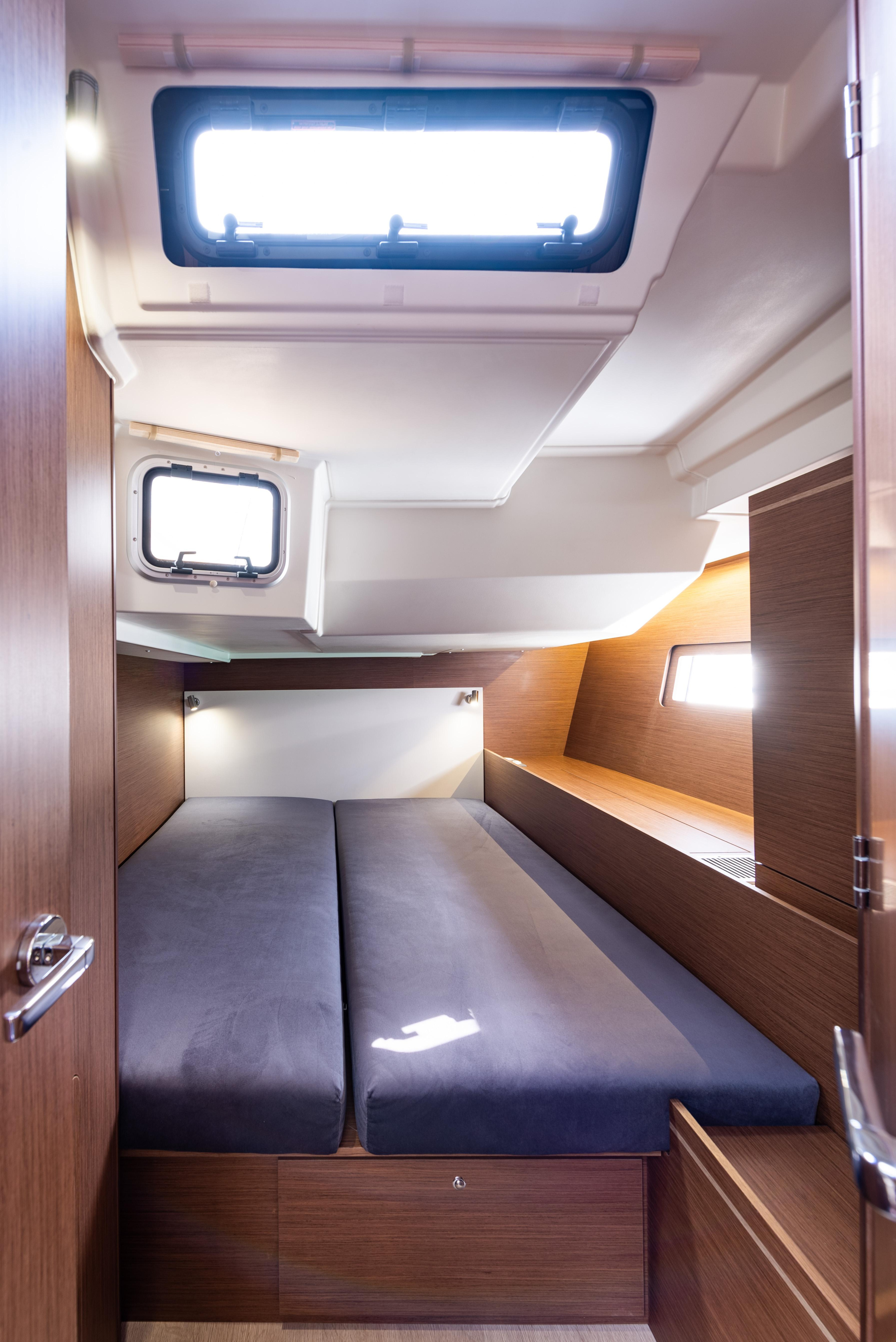 Oceanis 51.1 — photo 15