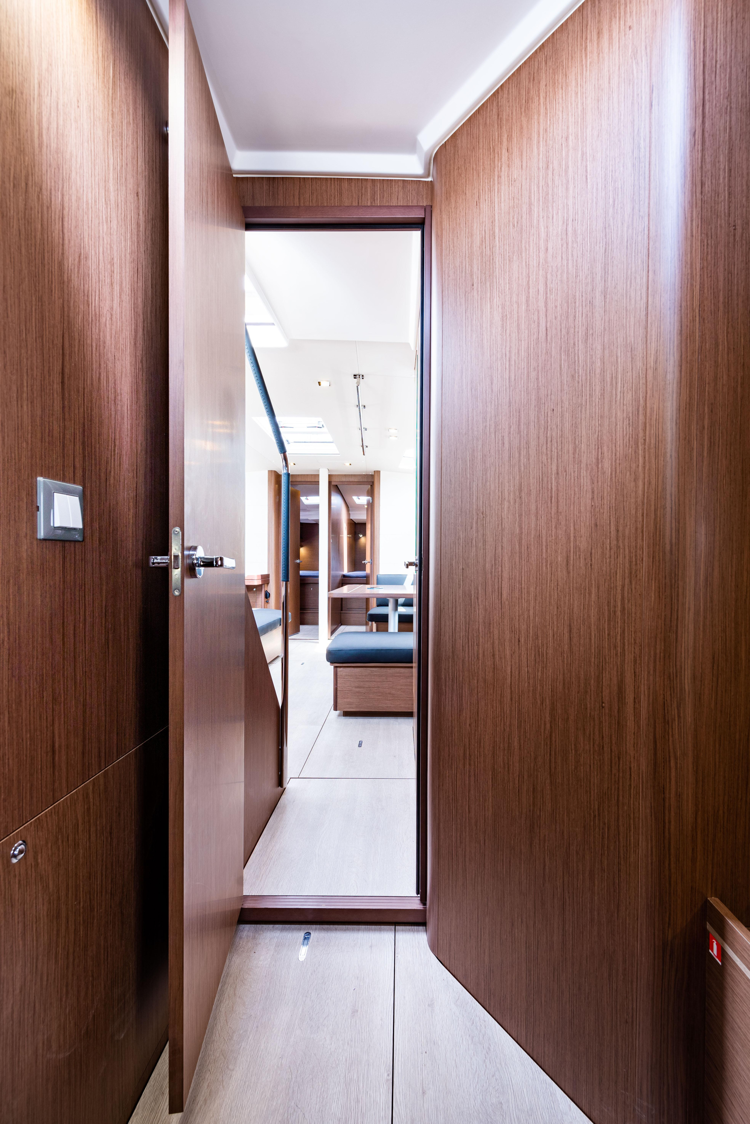 Oceanis 51.1 — photo 16