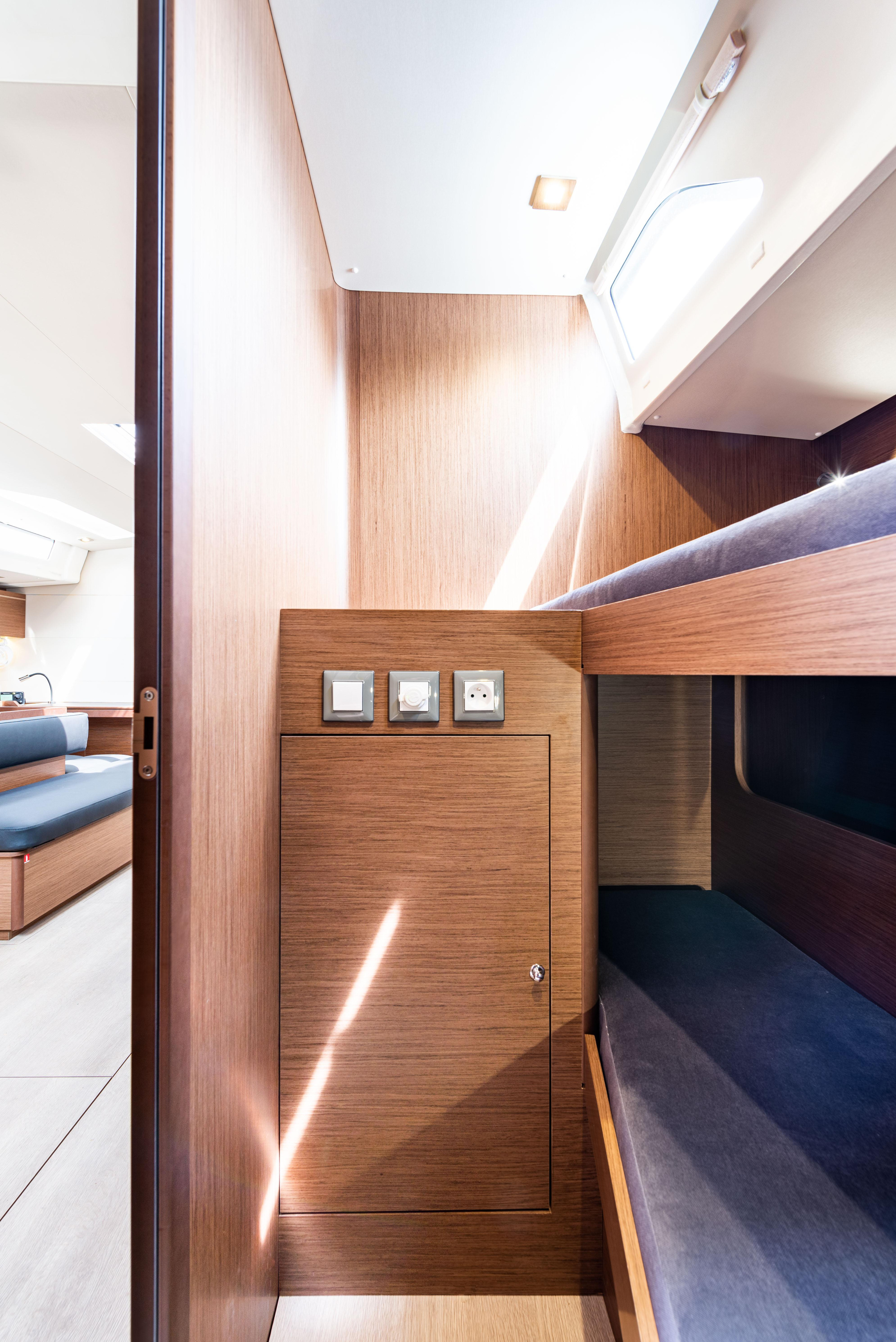 Oceanis 51.1 — photo 12