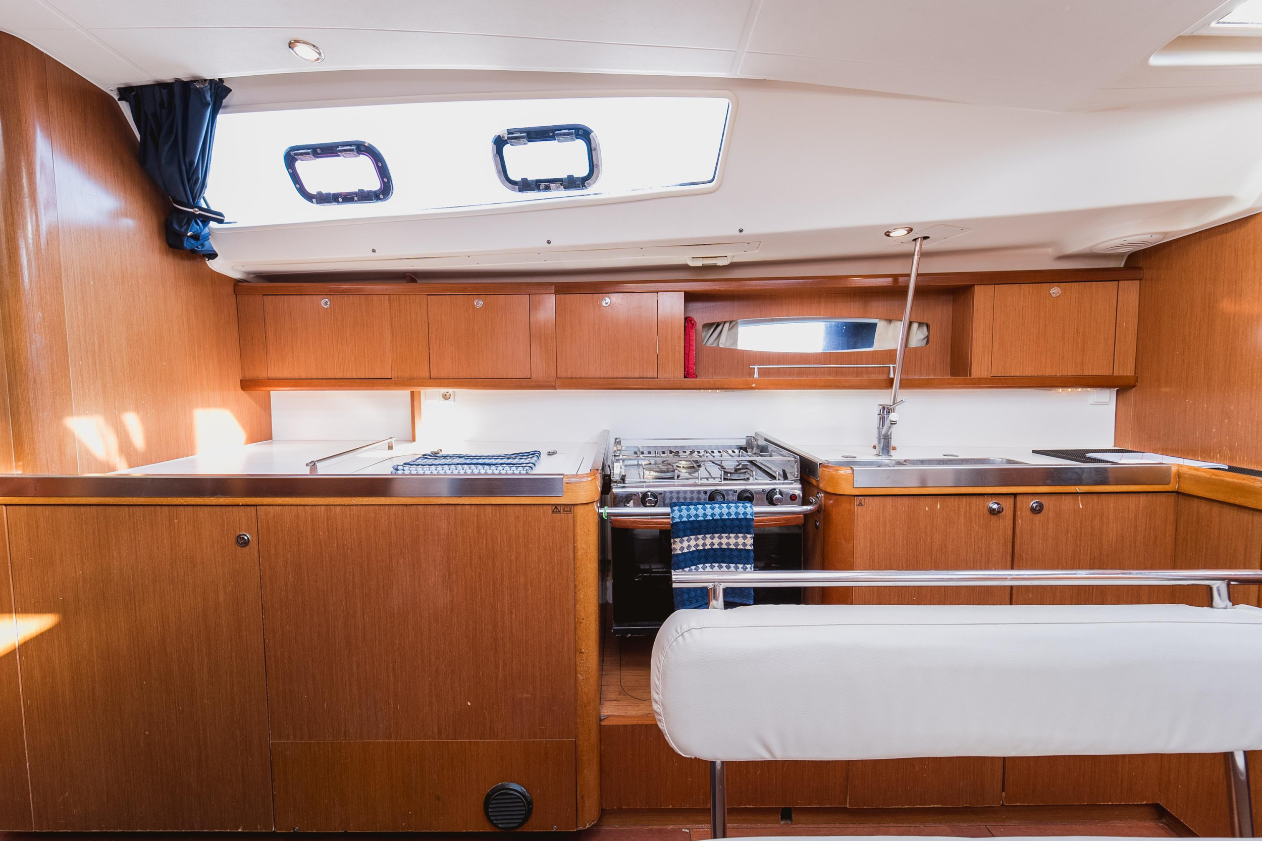 Oceanis 46 — photo 15